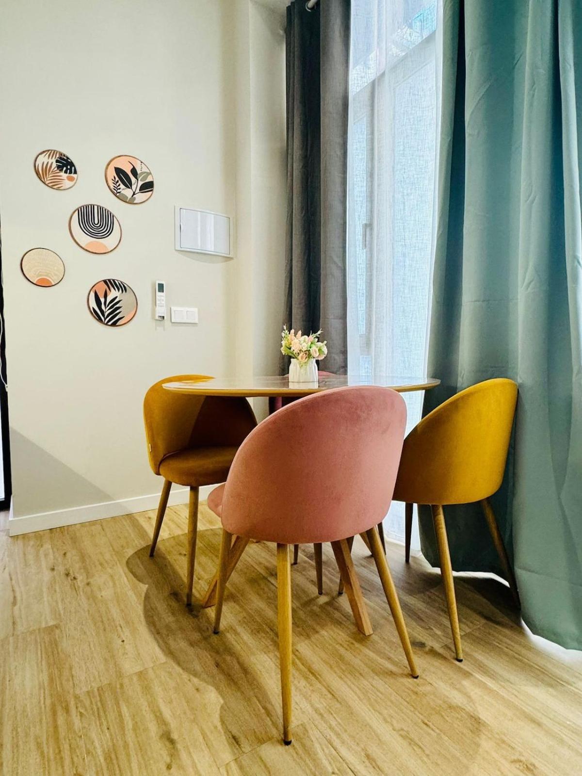 Bright & Stylish Flat Close To Center Apartamento