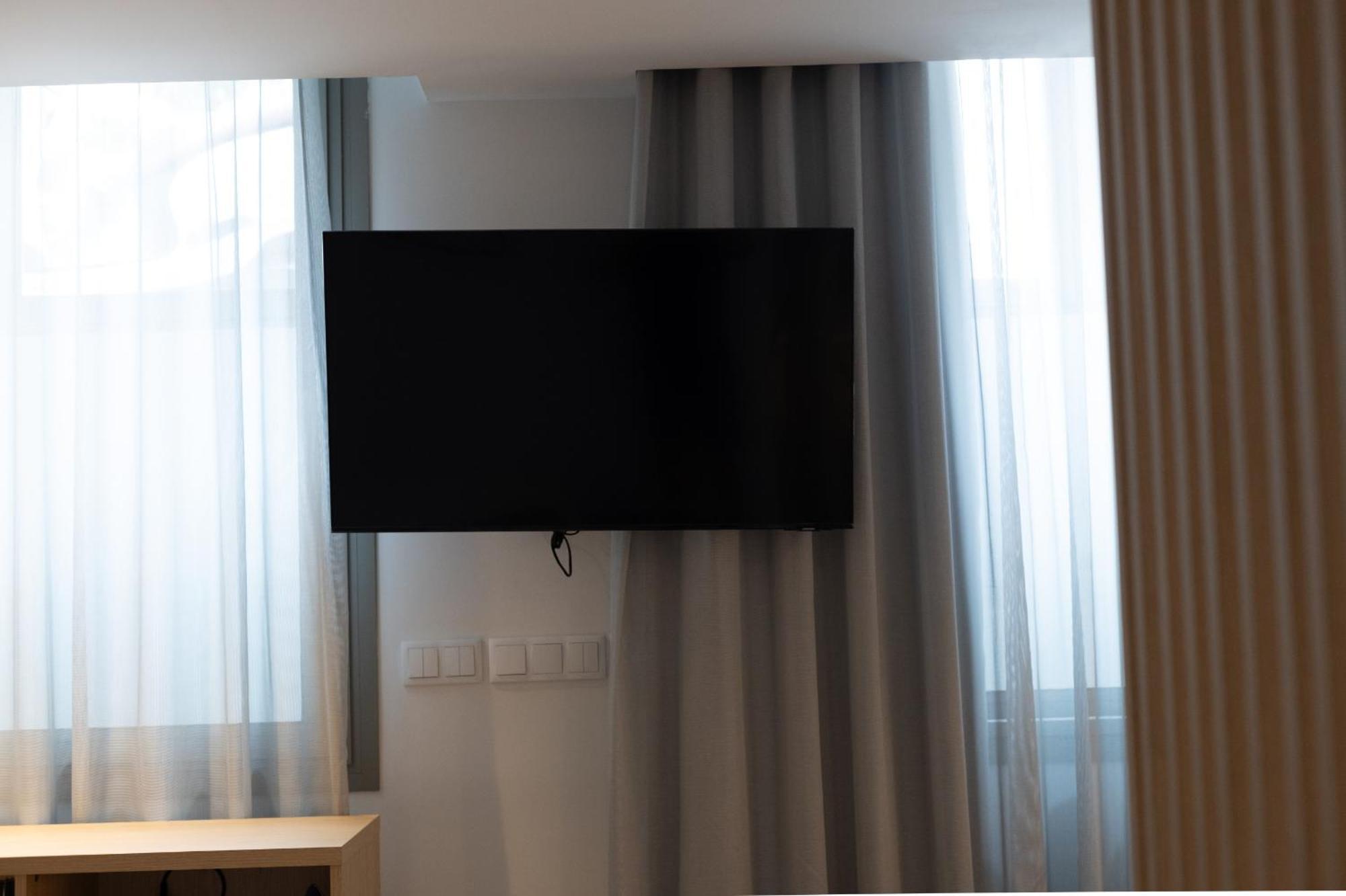 Arena Junior Aparthotel *