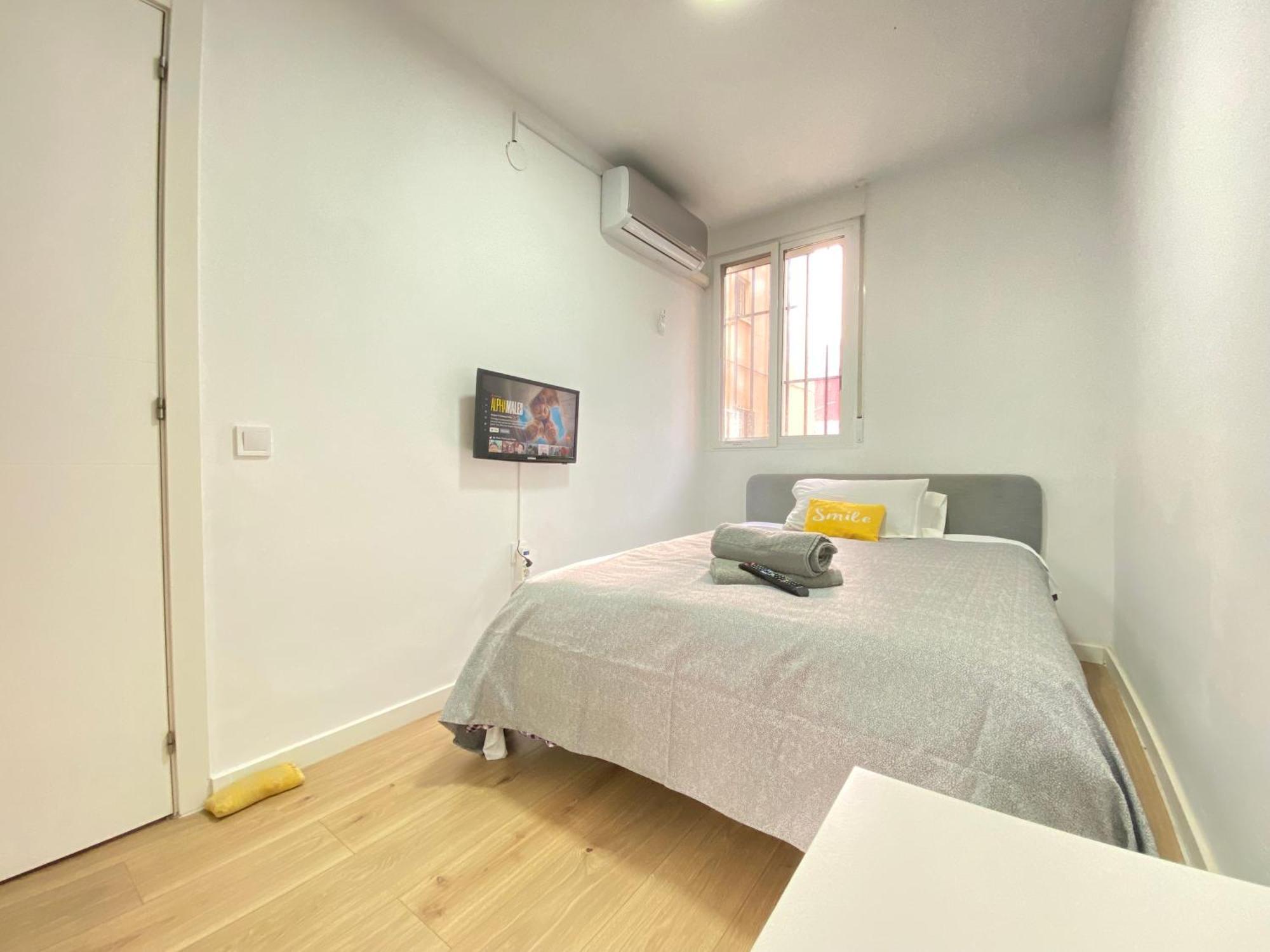 Gypsy Budget Shared Flat Homestay Valencia