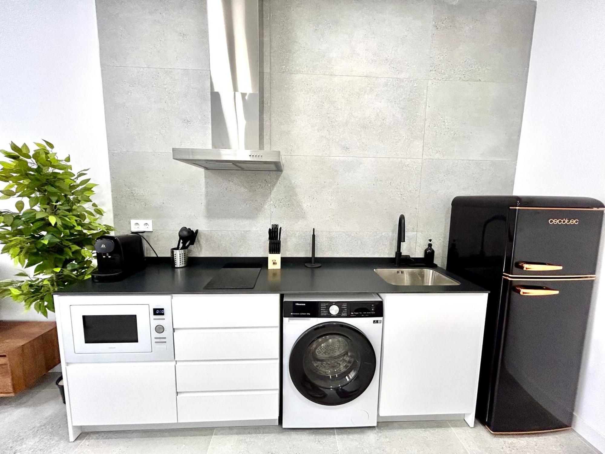 Urban Escape Comfort Meets Luxury, 4 Ppl Apartment