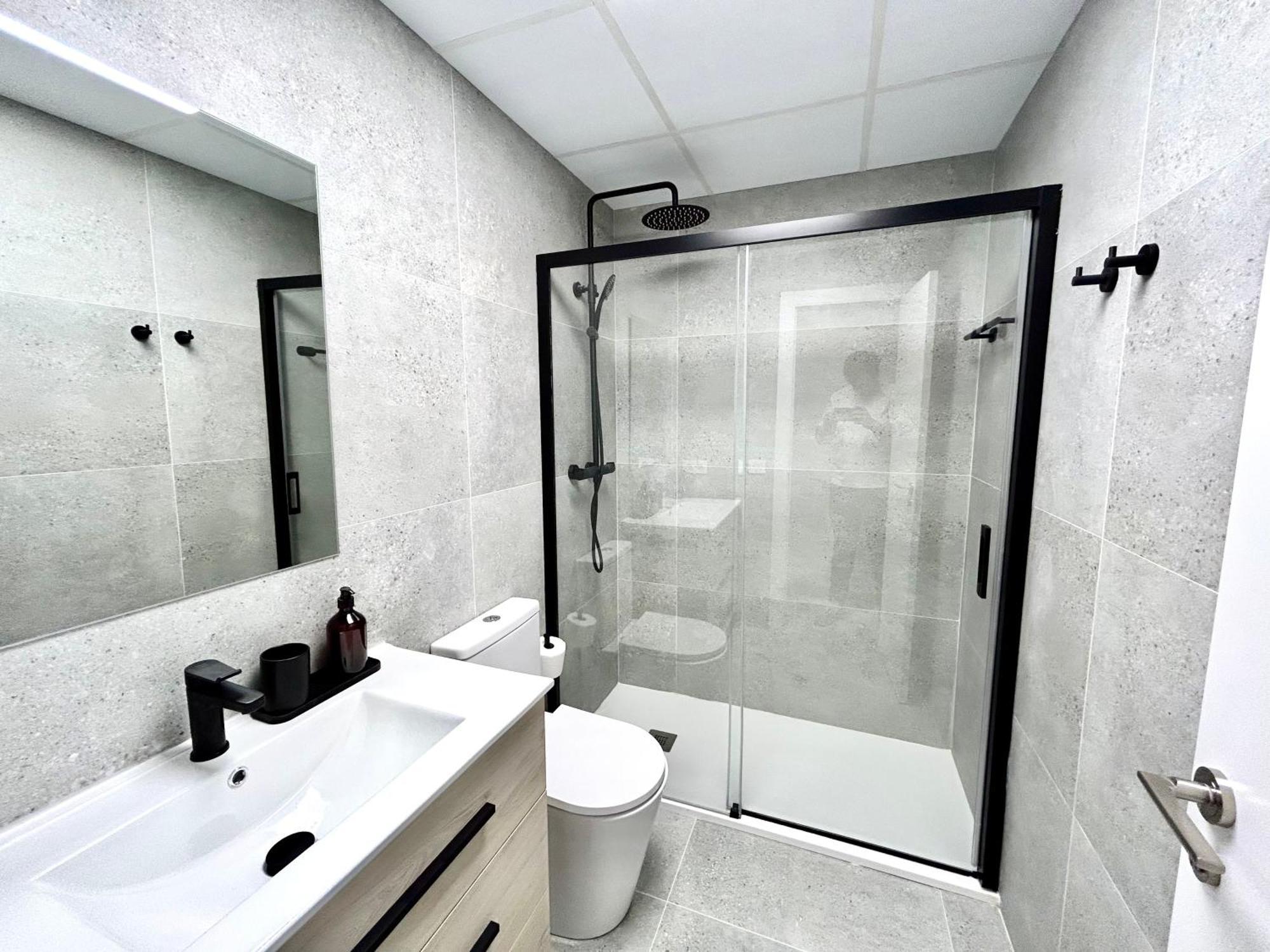 Urban Escape Comfort Meets Luxury, 4 Ppl Apartment Valencia