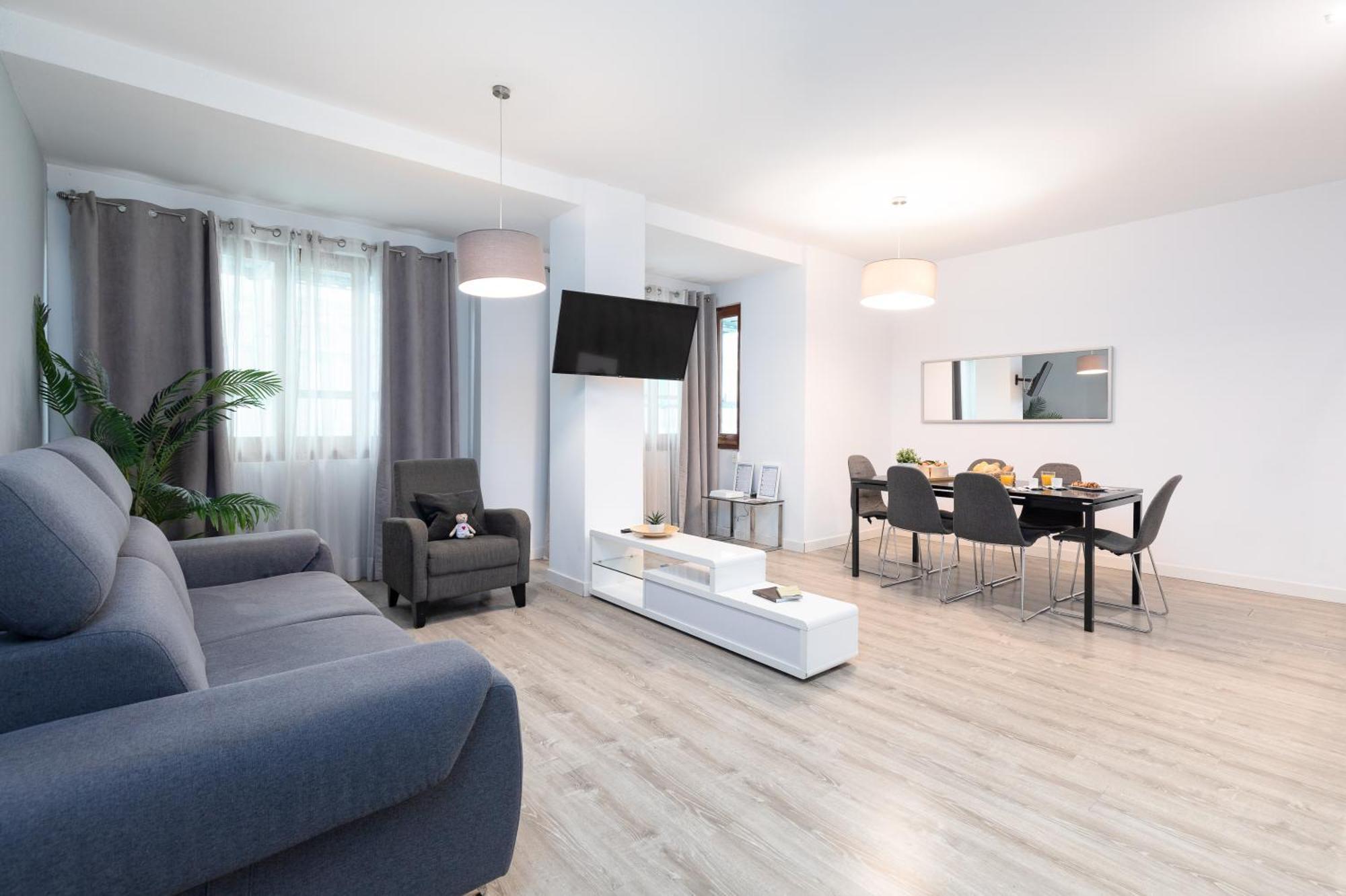 Apartment Travel Habitat Ayuntamiento *