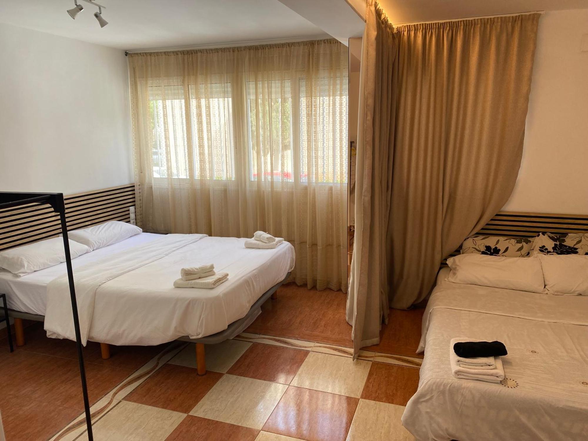 Con Bano Y Cocina Privada * Valencia