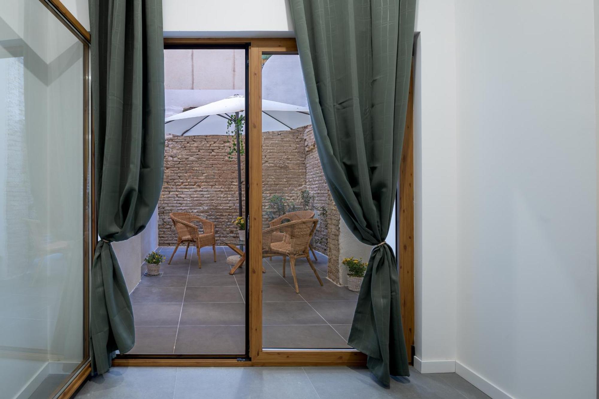 Apartamento Esc - Loft Comodos Y Espaciosos Estudios Cercanos A Estacion Joaquin Sorolla Valencia