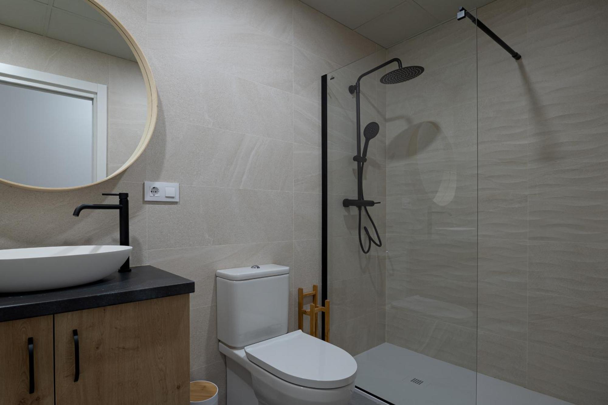 Apartamento Esc - Loft Comodos Y Espaciosos Estudios Cercanos A Estacion Joaquin Sorolla *