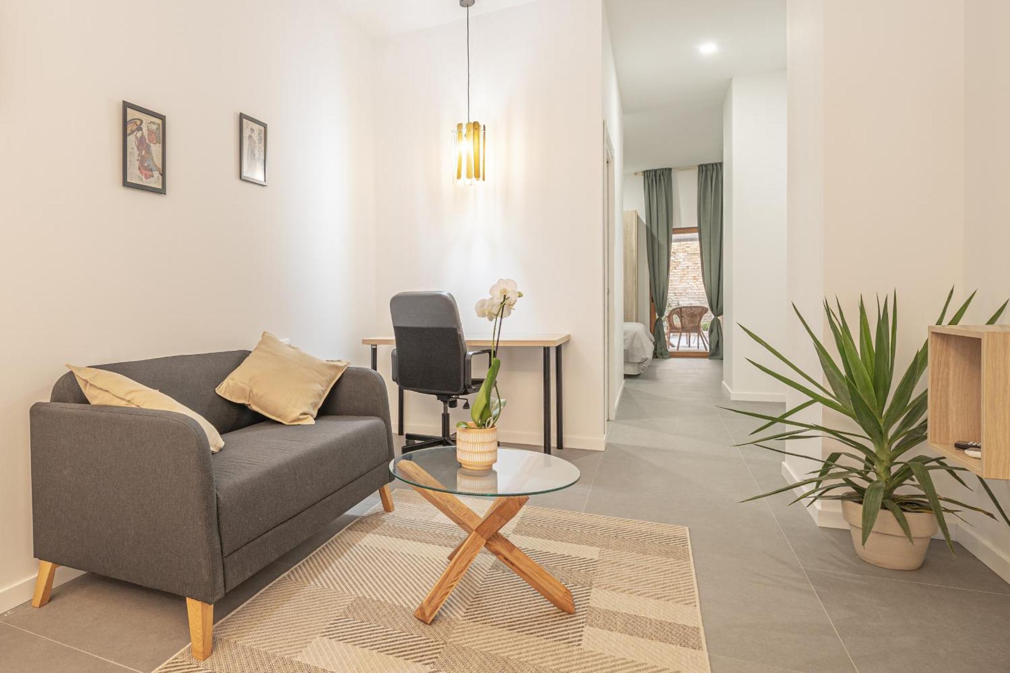 Apartamento Esc - Loft Comodos Y Espaciosos Estudios Cercanos A Estacion Joaquin Sorolla Valencia