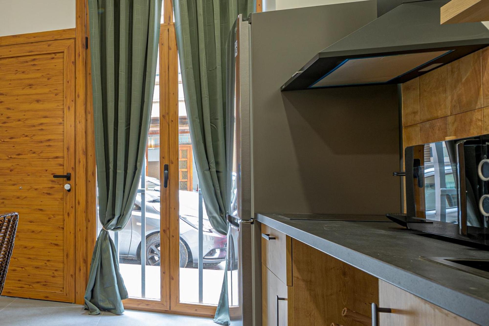 Apartamento Esc - Loft Comodos Y Espaciosos Estudios Cercanos A Estacion Joaquin Sorolla Valencia