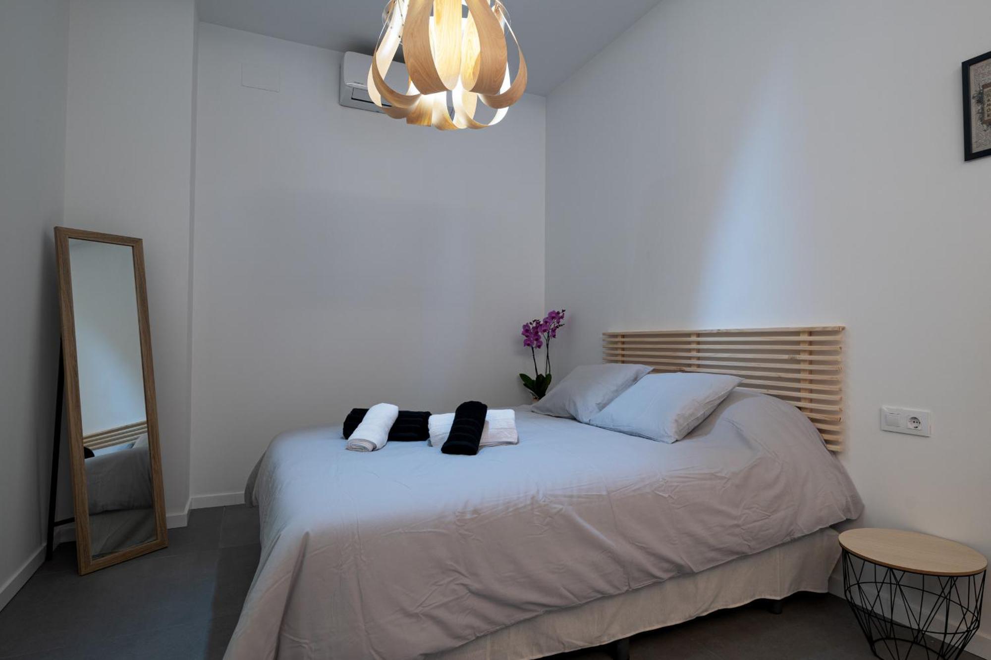 Apartamento Esc - Loft Comodos Y Espaciosos Estudios Cercanos A Estacion Joaquin Sorolla Valencia