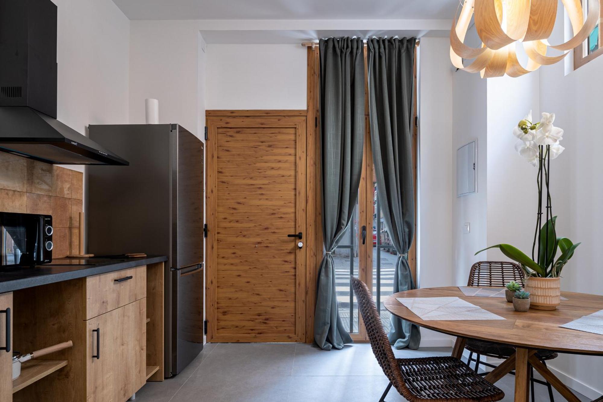 Apartamento Esc - Loft Comodos Y Espaciosos Estudios Cercanos A Estacion Joaquin Sorolla