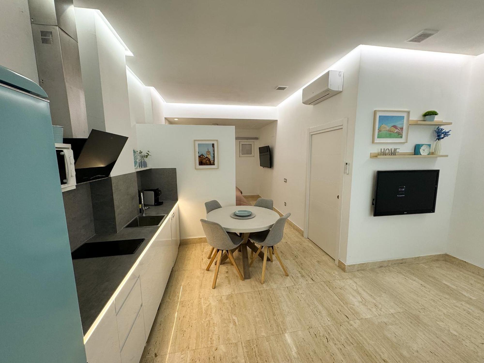 Centrico Cerca De Torres De Serrano Y Viveros Apartment *