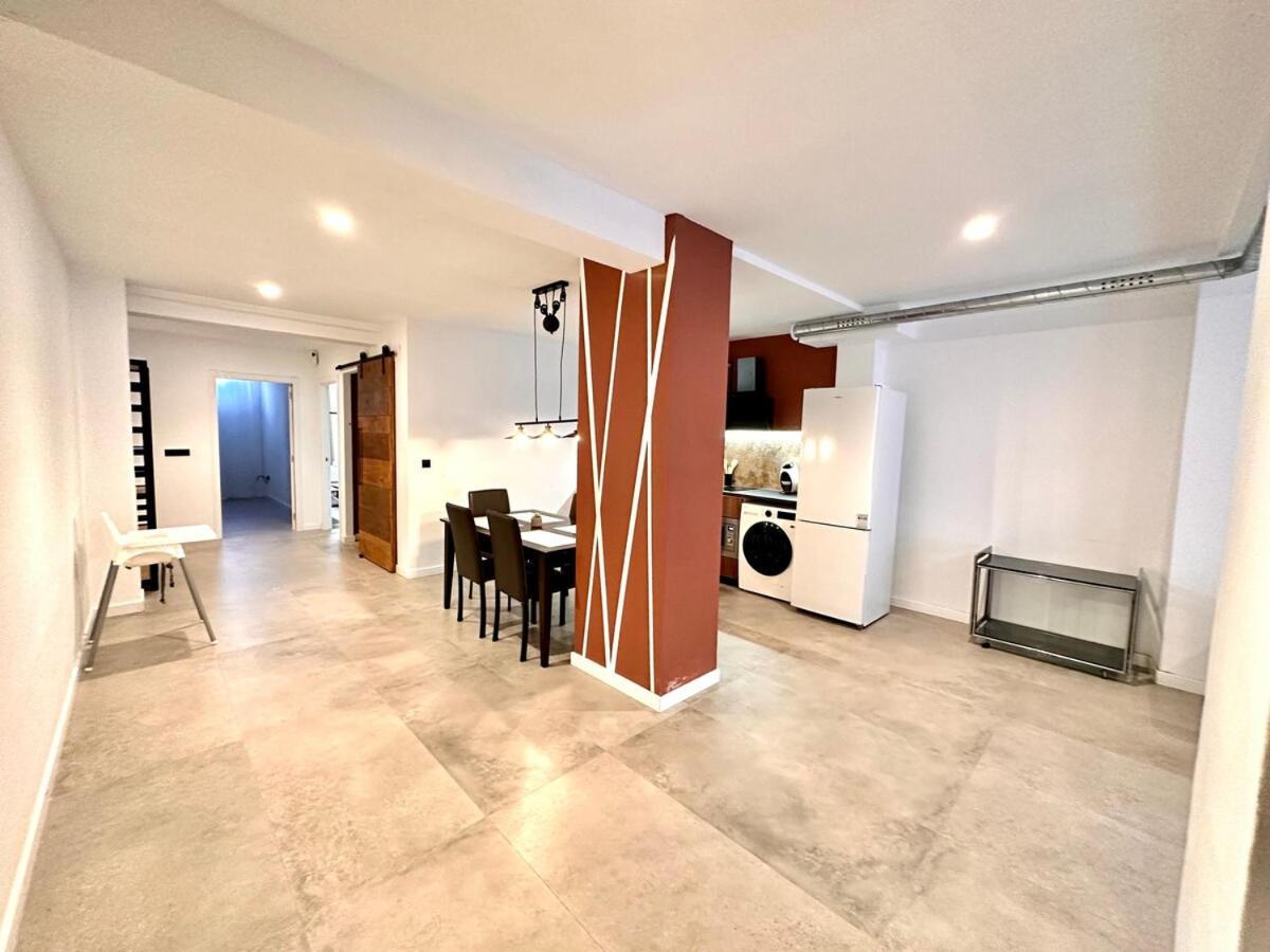 Apartment Turia Gardens & Science & Center