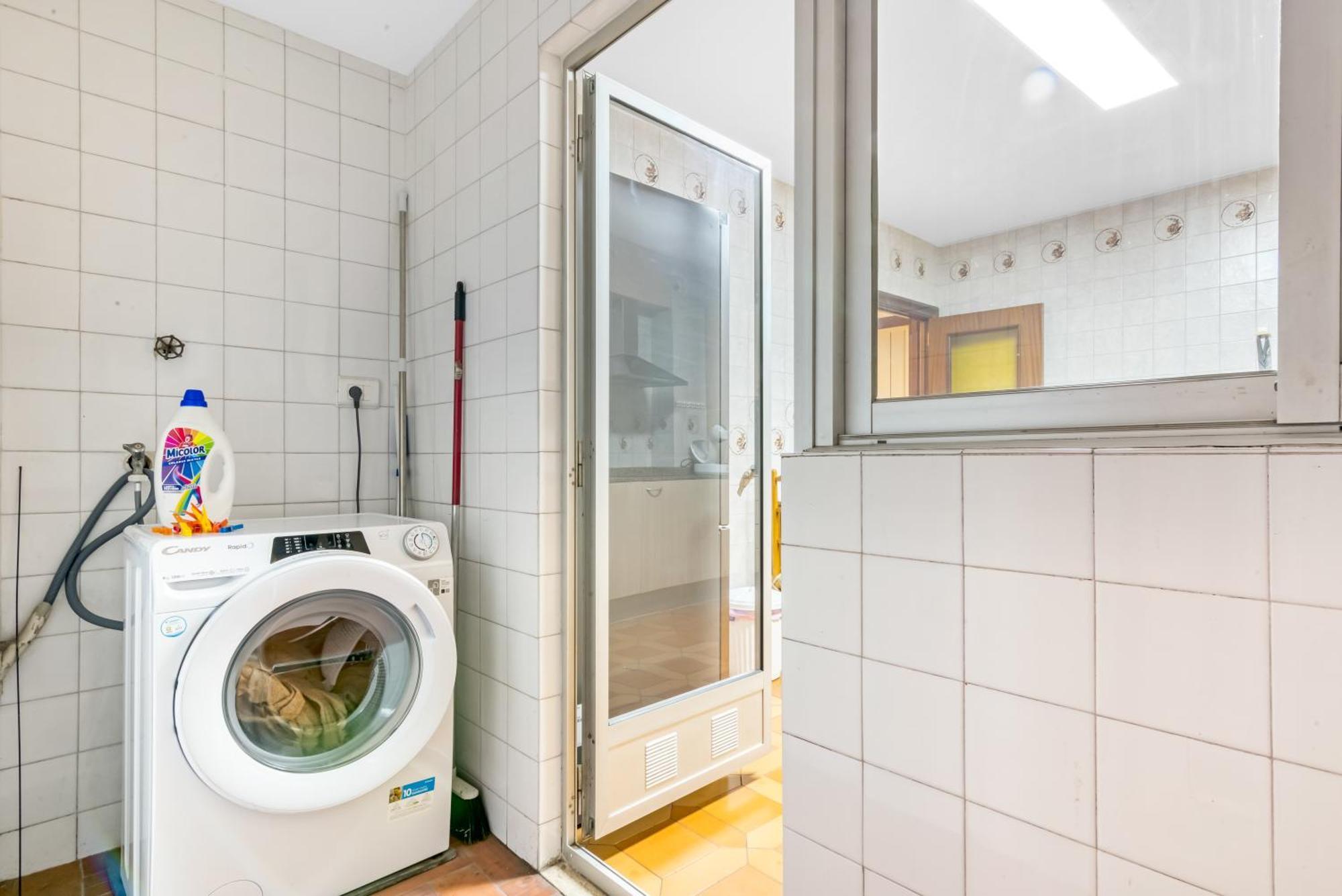 Centrally Located Temporary, Very Spacious Pataconabluerentals Apartment *