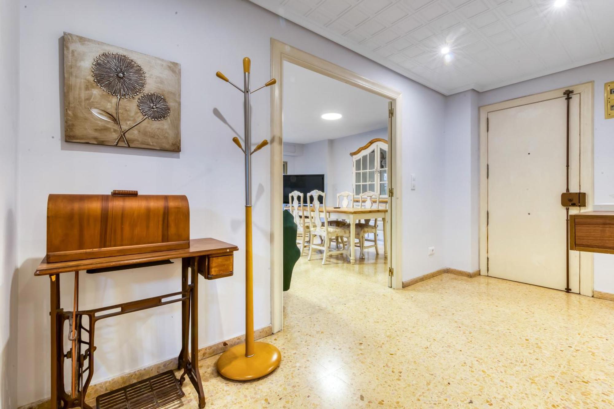 Centrally Located Temporary, Very Spacious Pataconabluerentals Apartment *