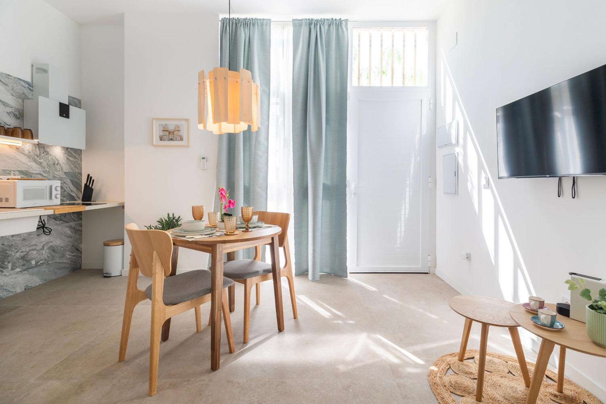 Apartamento If - Loft Estudios Encantadores Y Bien Conectados En Zona Residencial Malilla Valencia