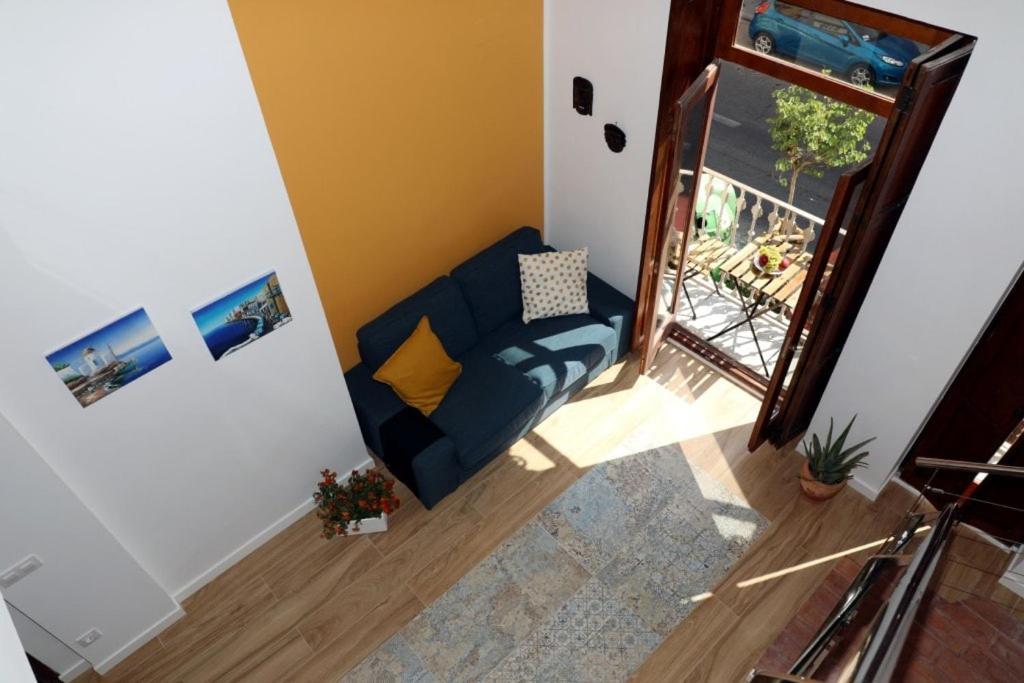 Living With Style In The Cabanyal * Valencia