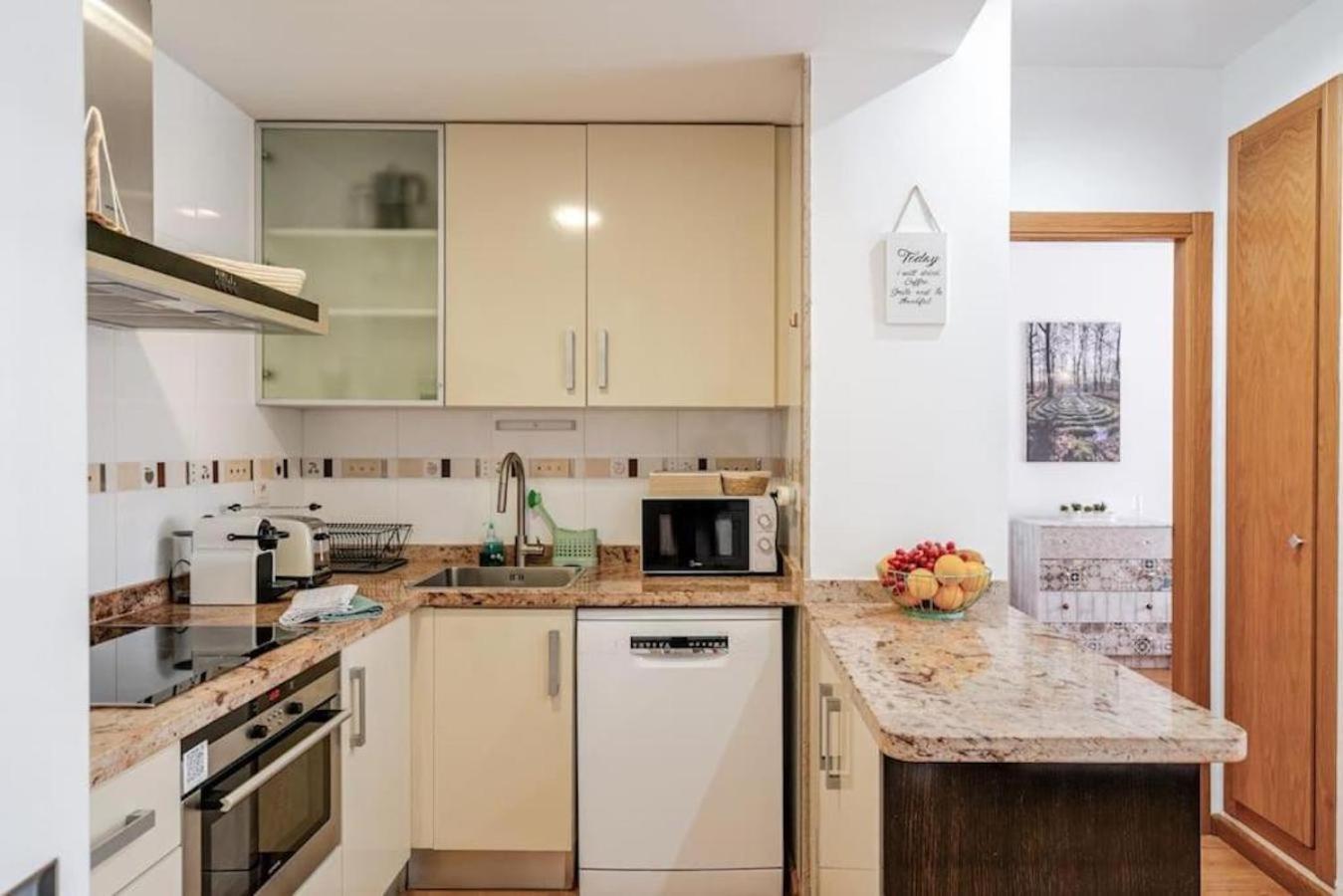 Fivestepstosea - Apartment