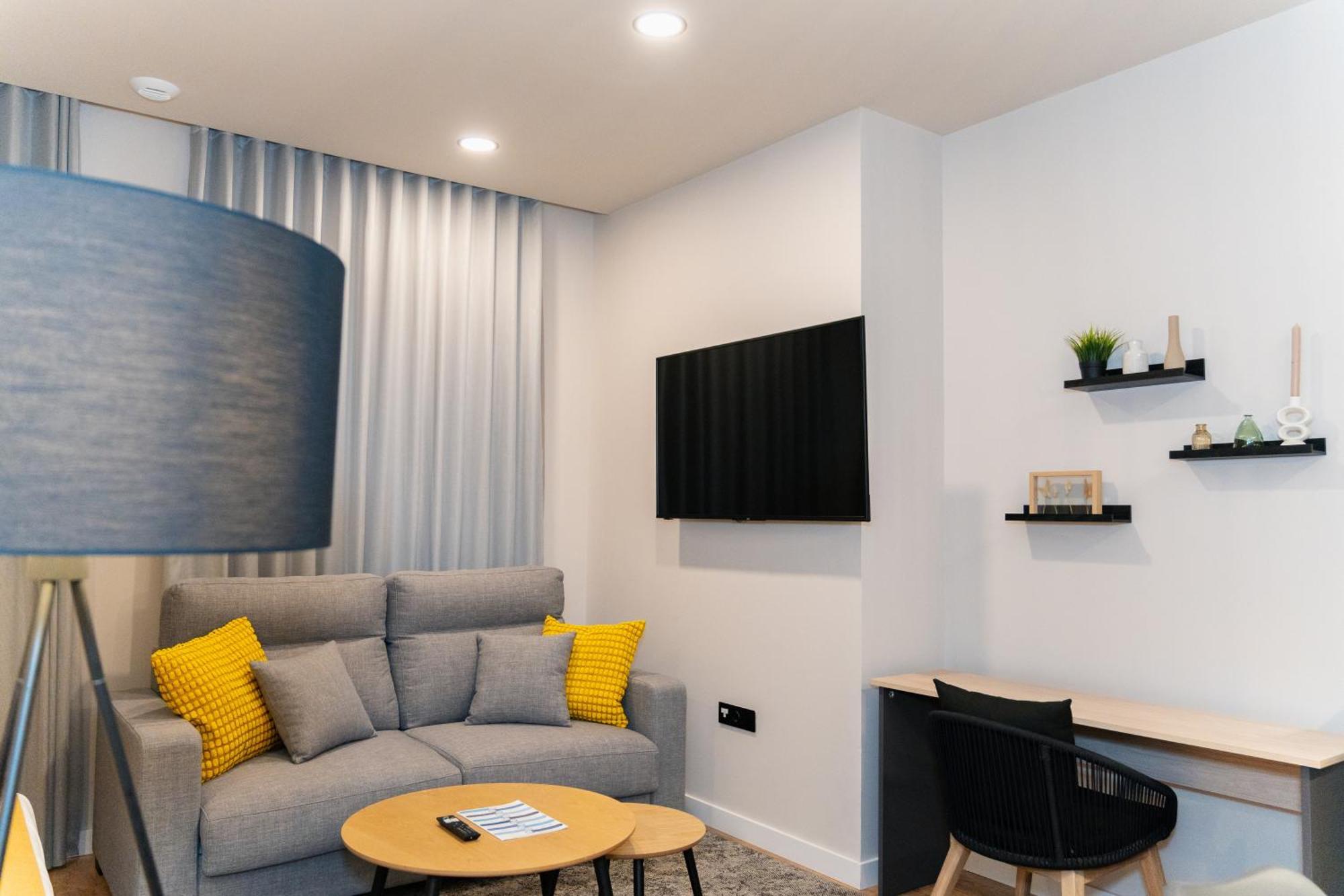 Dorm4you Arena 2 Aparthotel