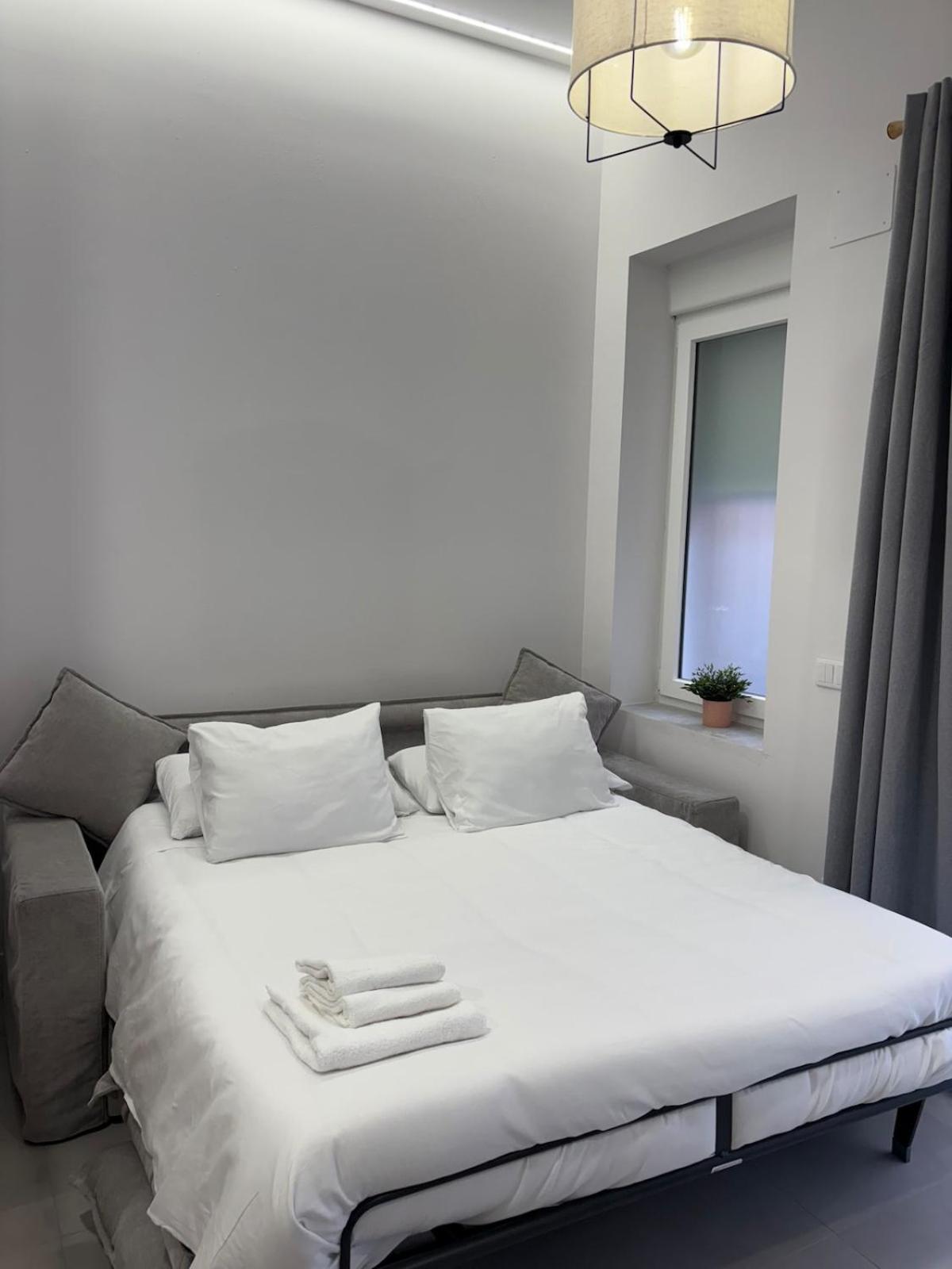 Centric Loft Near Arts & Science Apartment