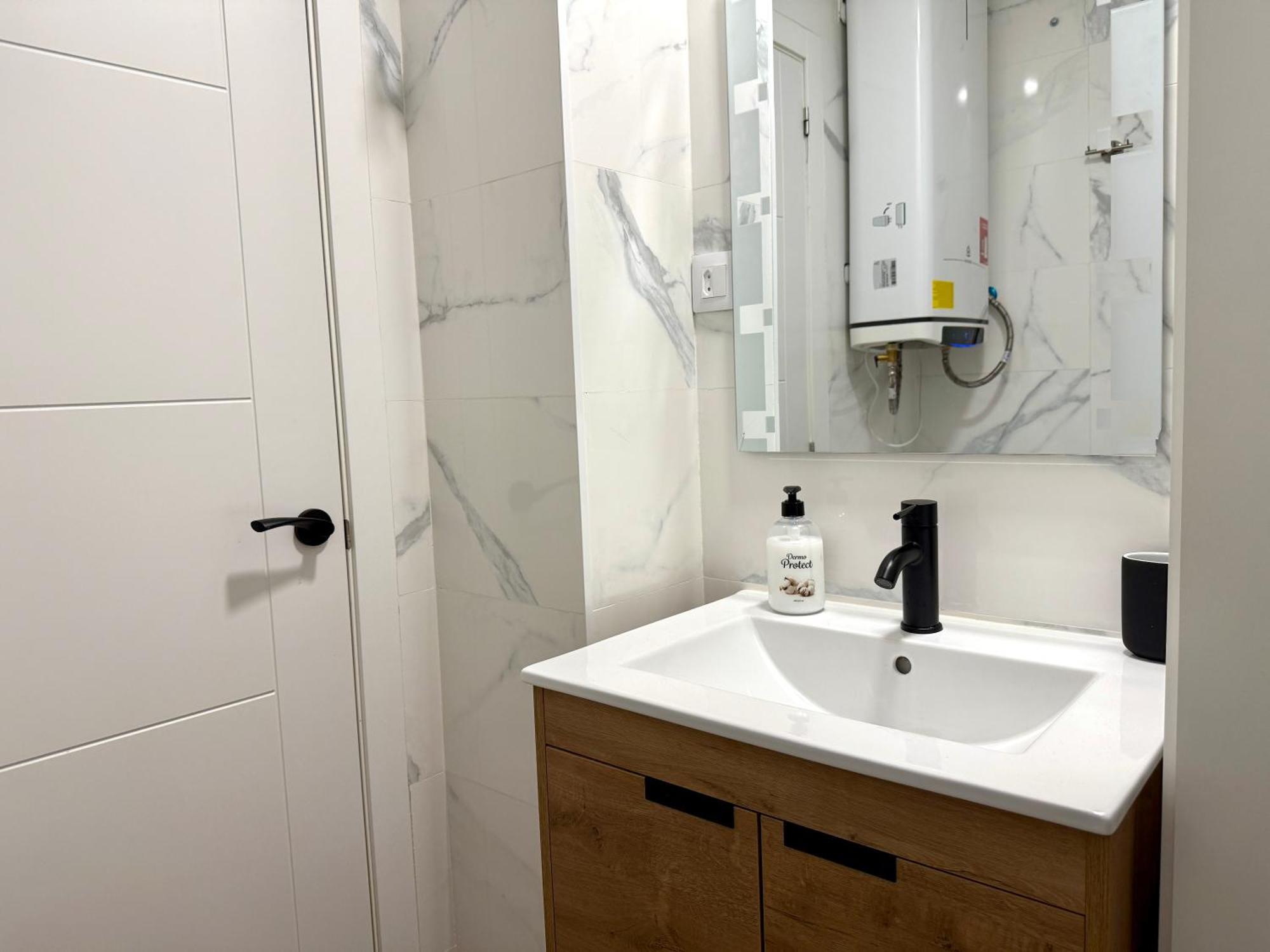 Reinapart Cabanyal Apartment *