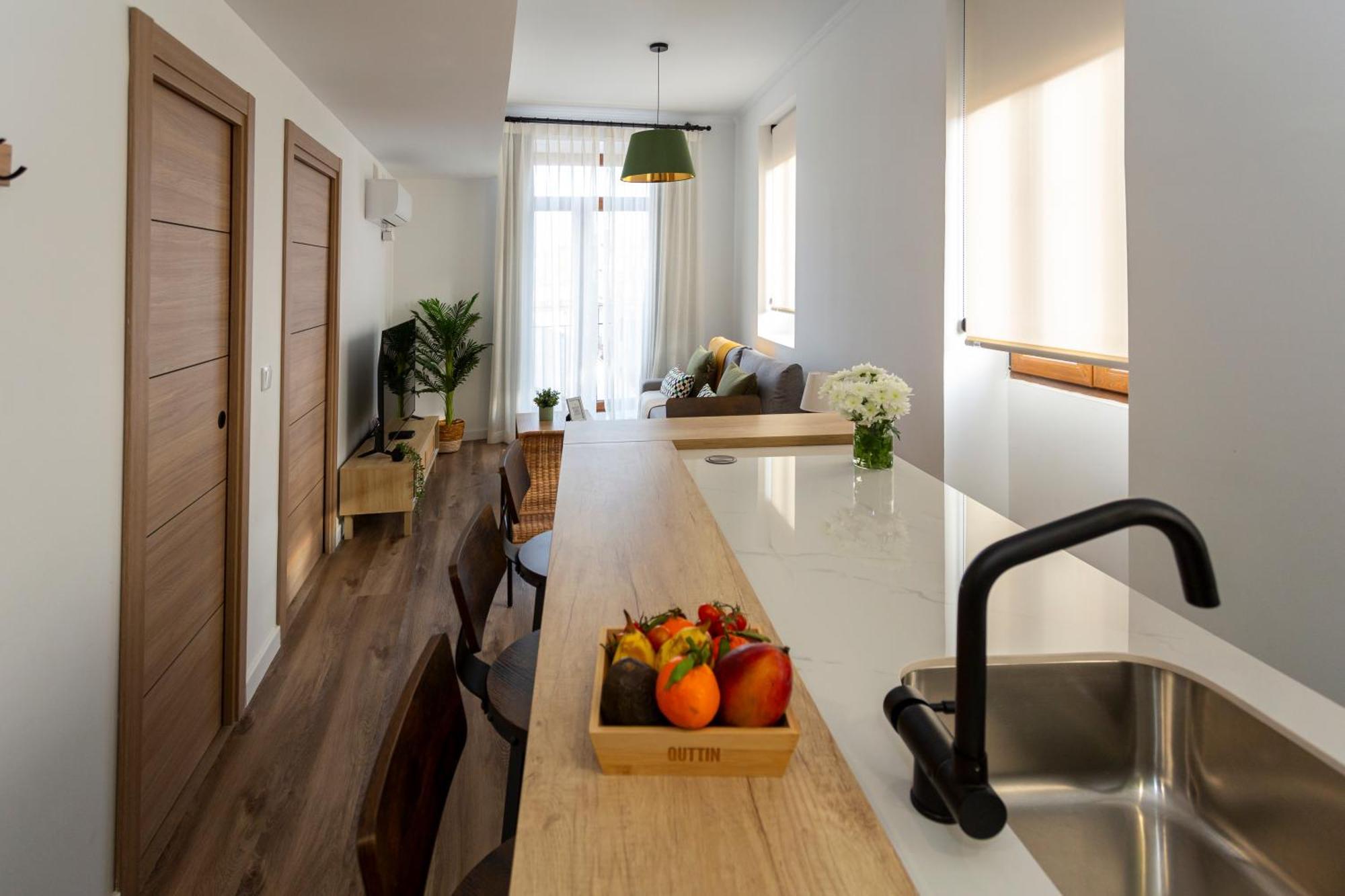 Tenerias Corp , 4 Piso Valencia