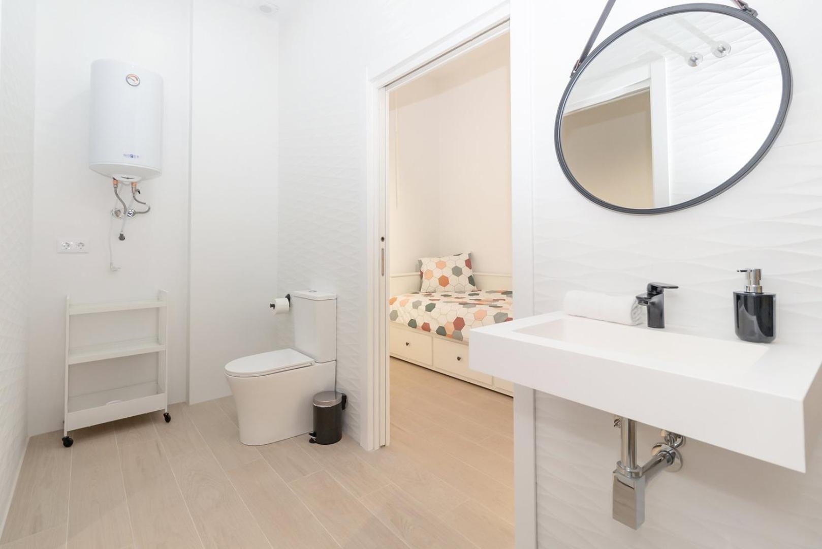 Guestready - Valencia's Vibrant Malvarrosa Apartment *