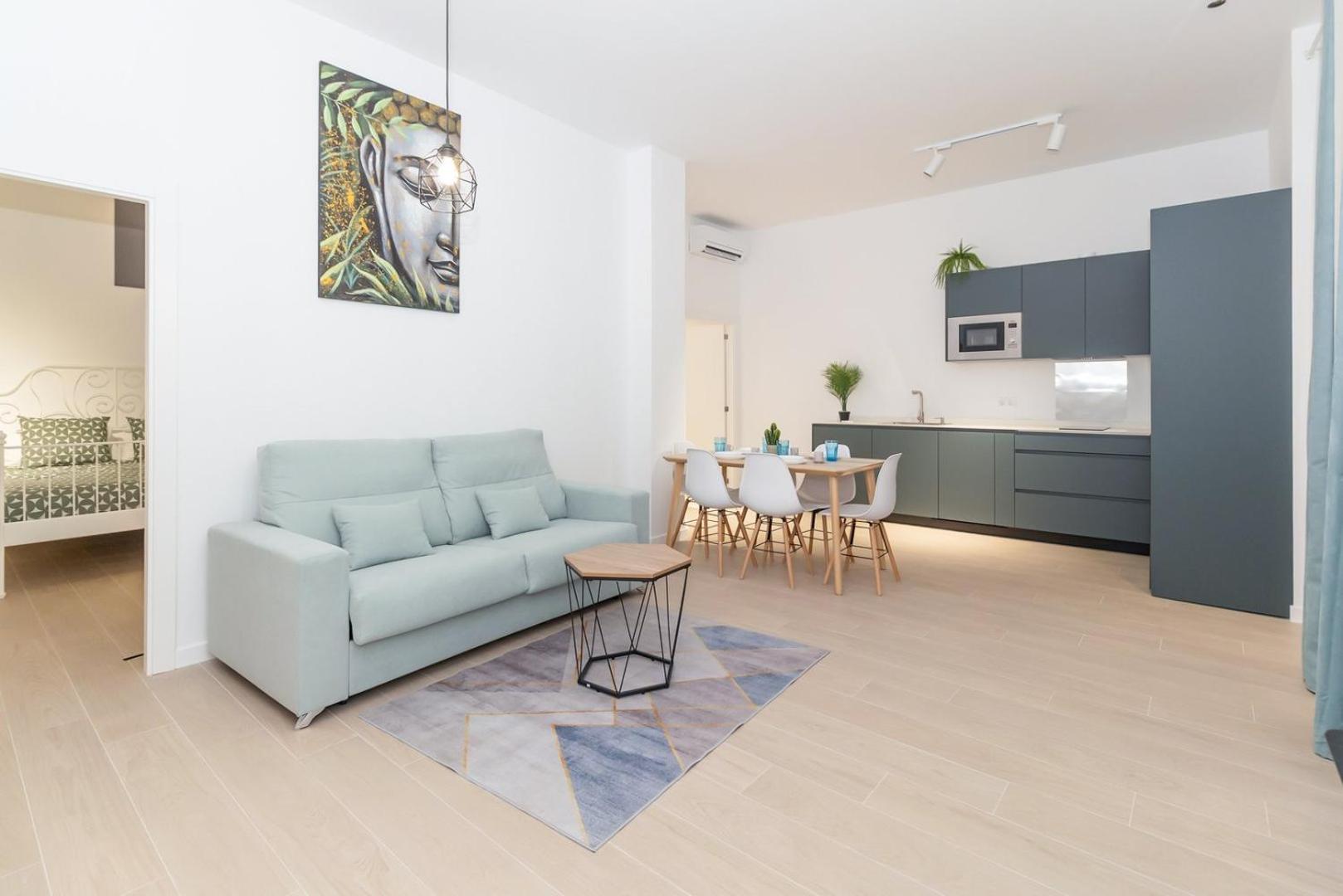 Guestready - Valencia's Vibrant Malvarrosa
