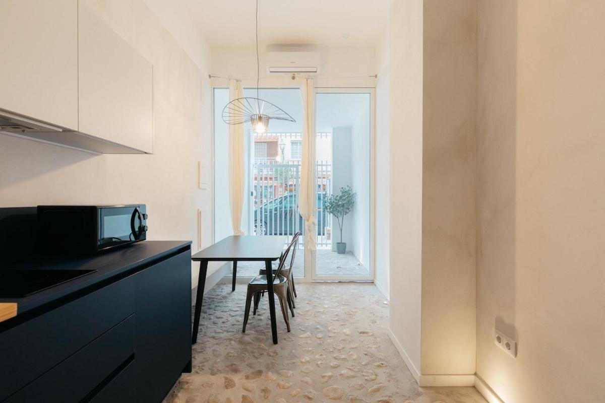 Trendy Retreat In Valencia