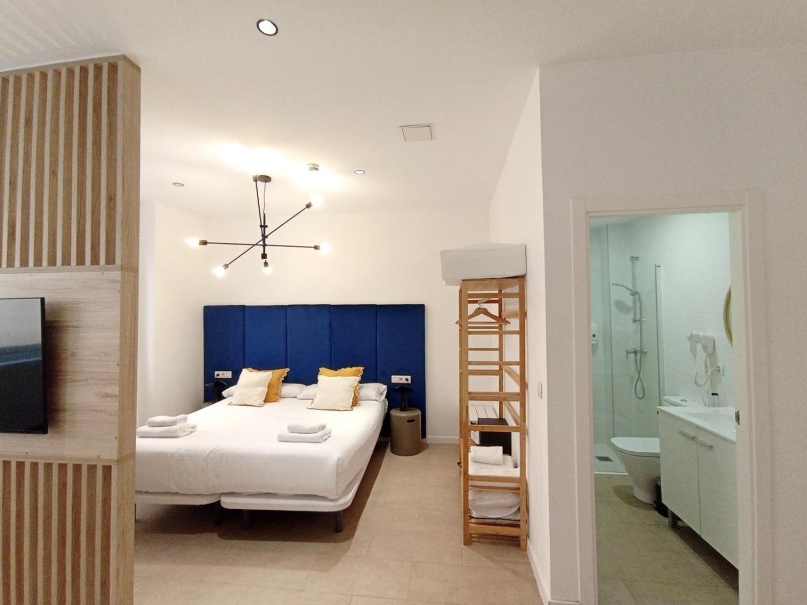 Aparthotel Blanq Marina *