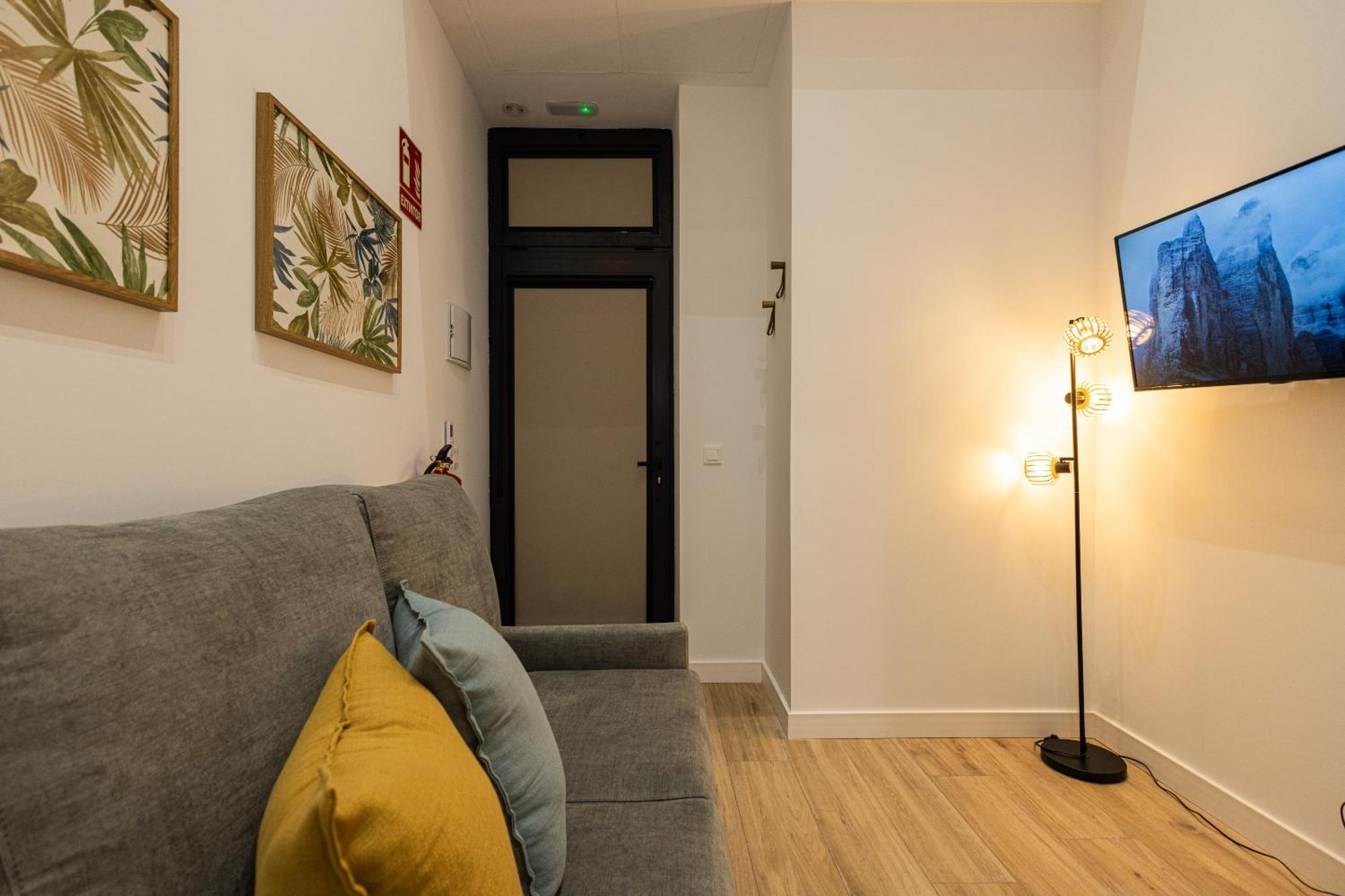 Florit Flats - The Malilla Apartment