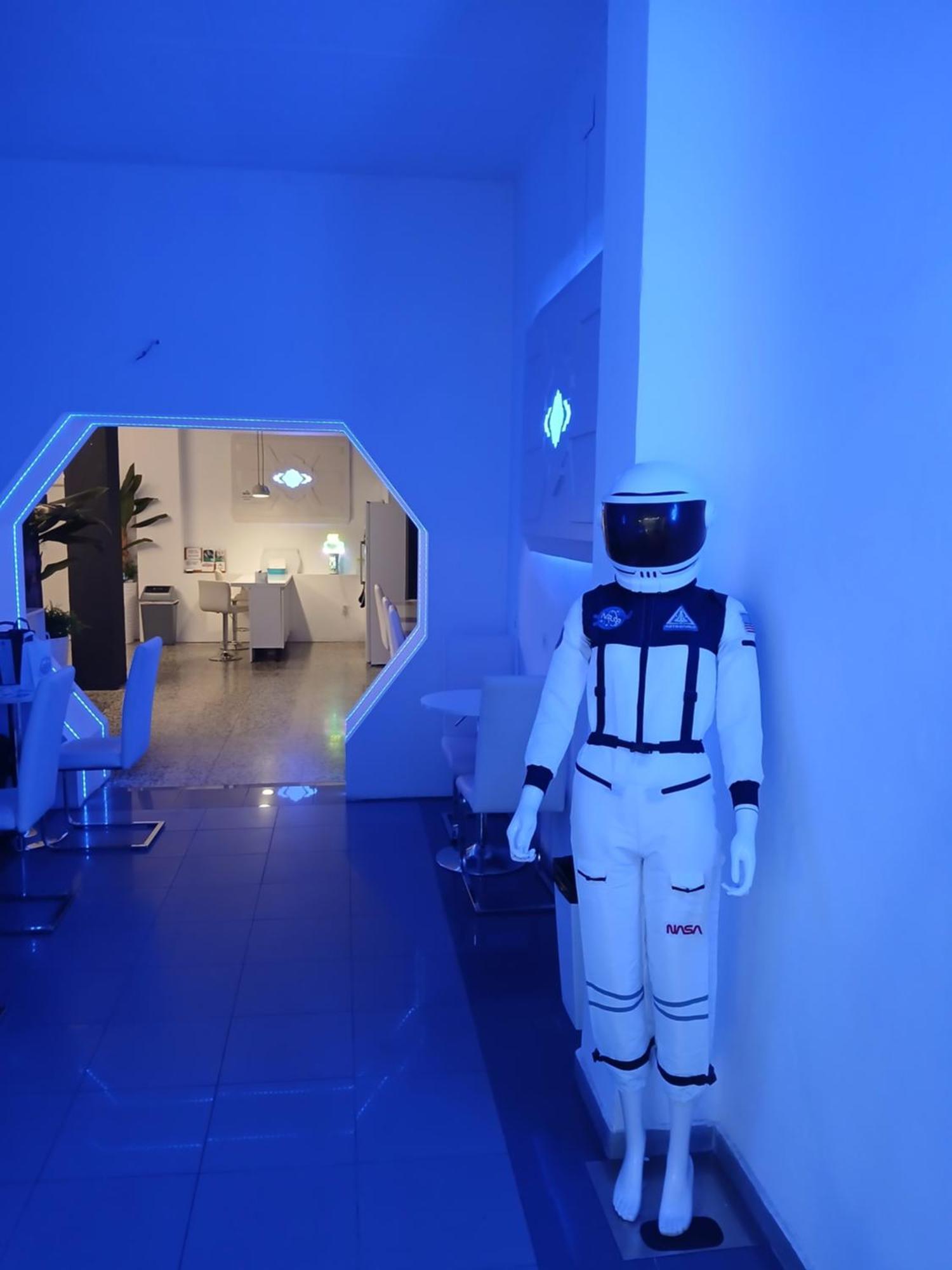 Capsule