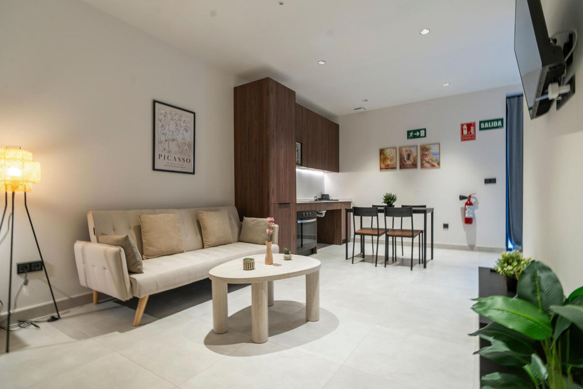 Vlc Host - Luz Casanova Apartment