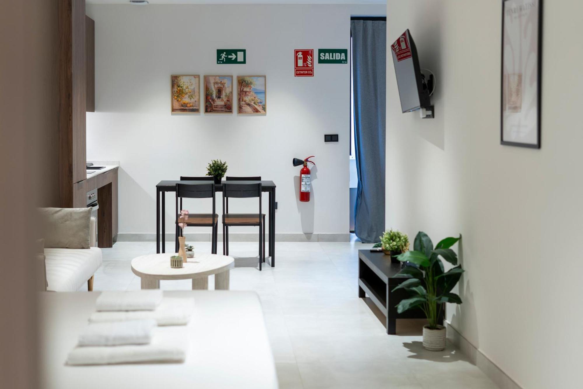 Vlc Host - Luz Casanova Apartment *