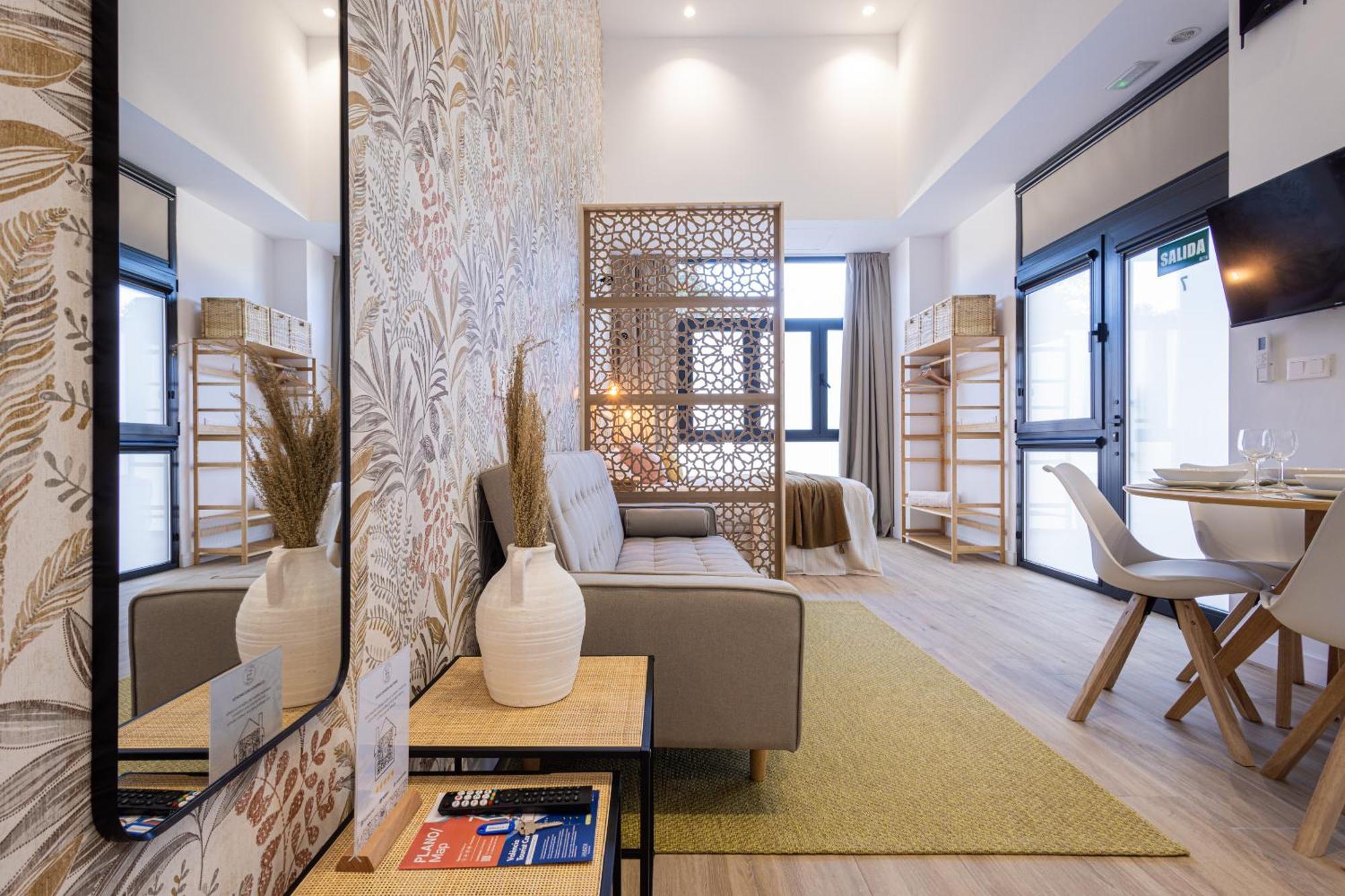 Florit Flats - The Malilla Apartment