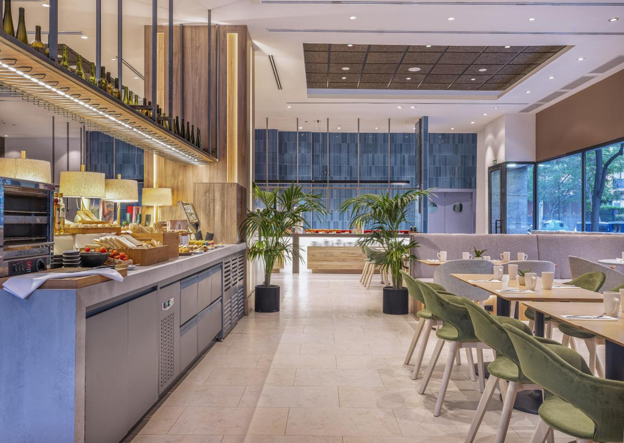 Oceanic Affiliated By Meliá Hotel 4*