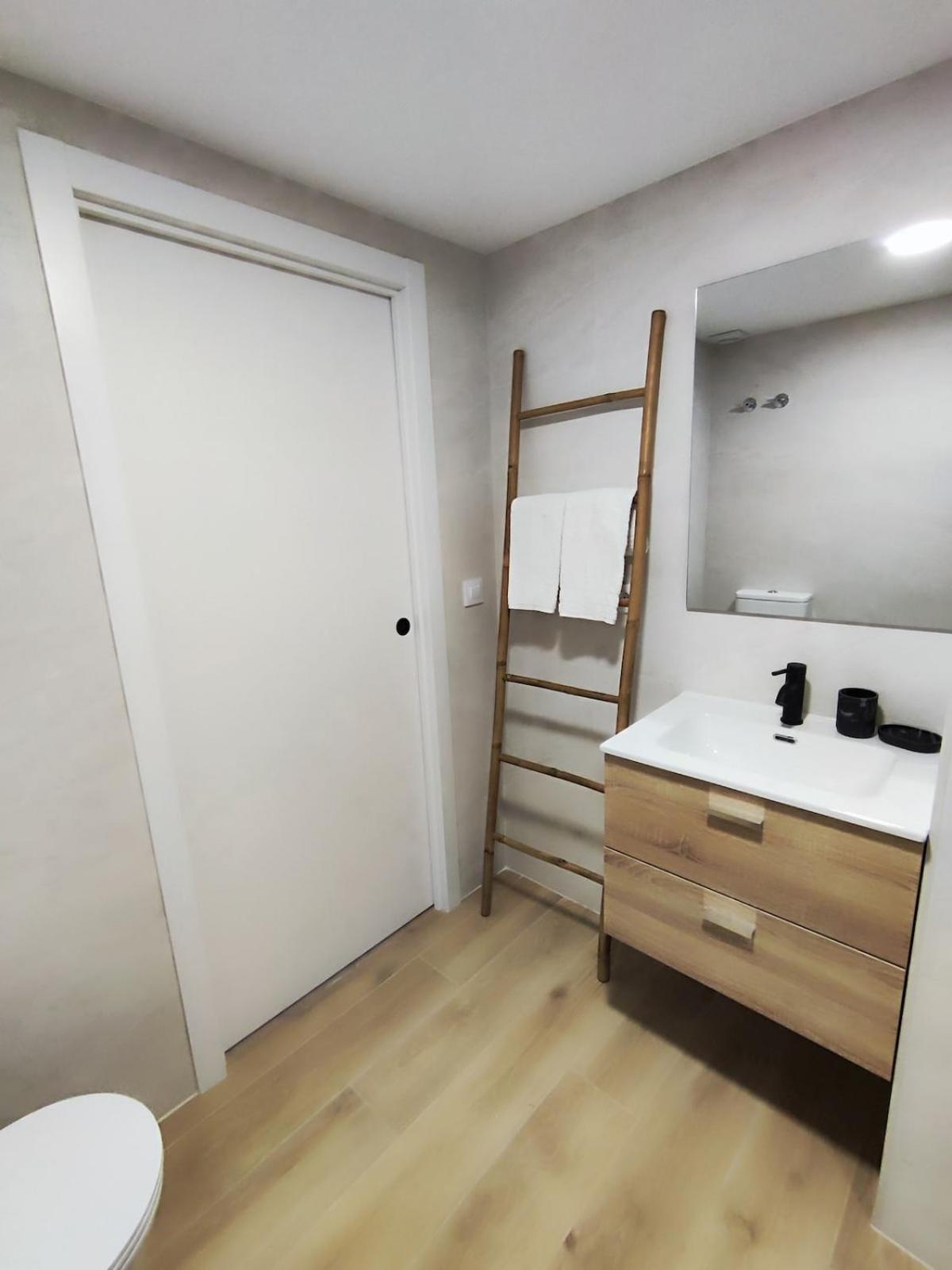 Apartmento Rio Turia Caracol Valencia