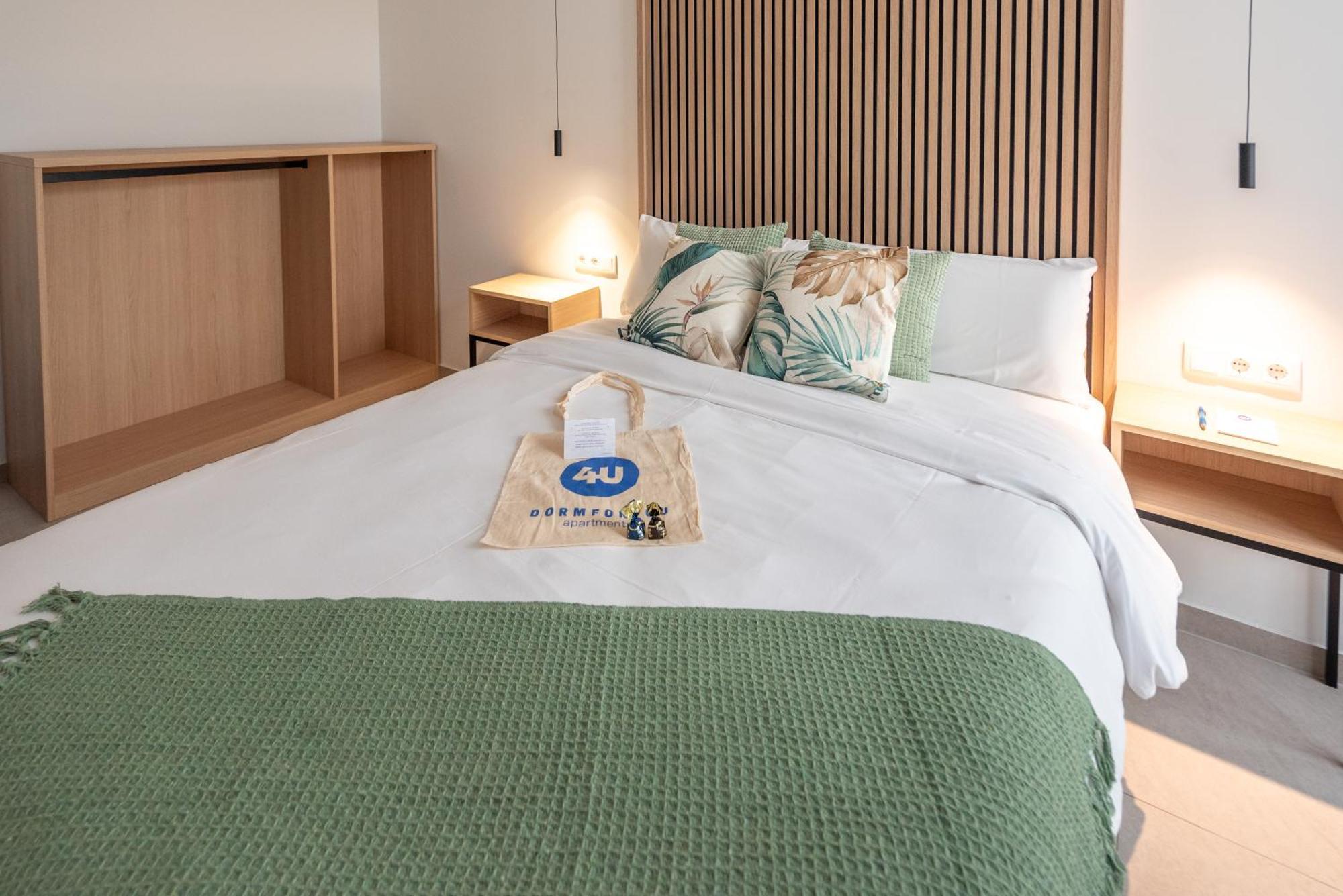 Dorm4you Arena Aparthotel