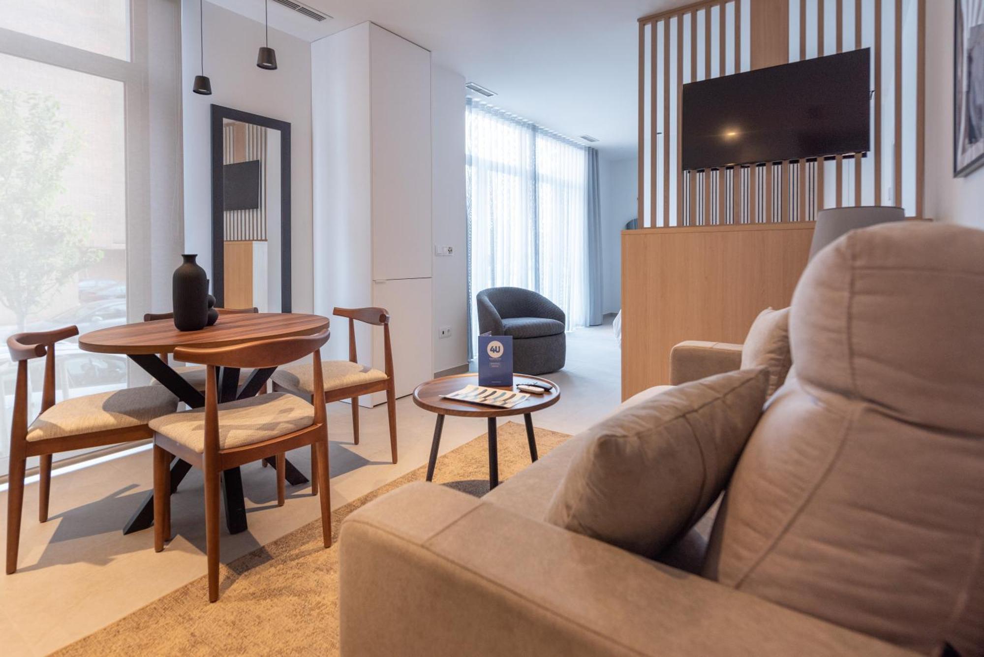 Dorm4you Arena Aparthotel