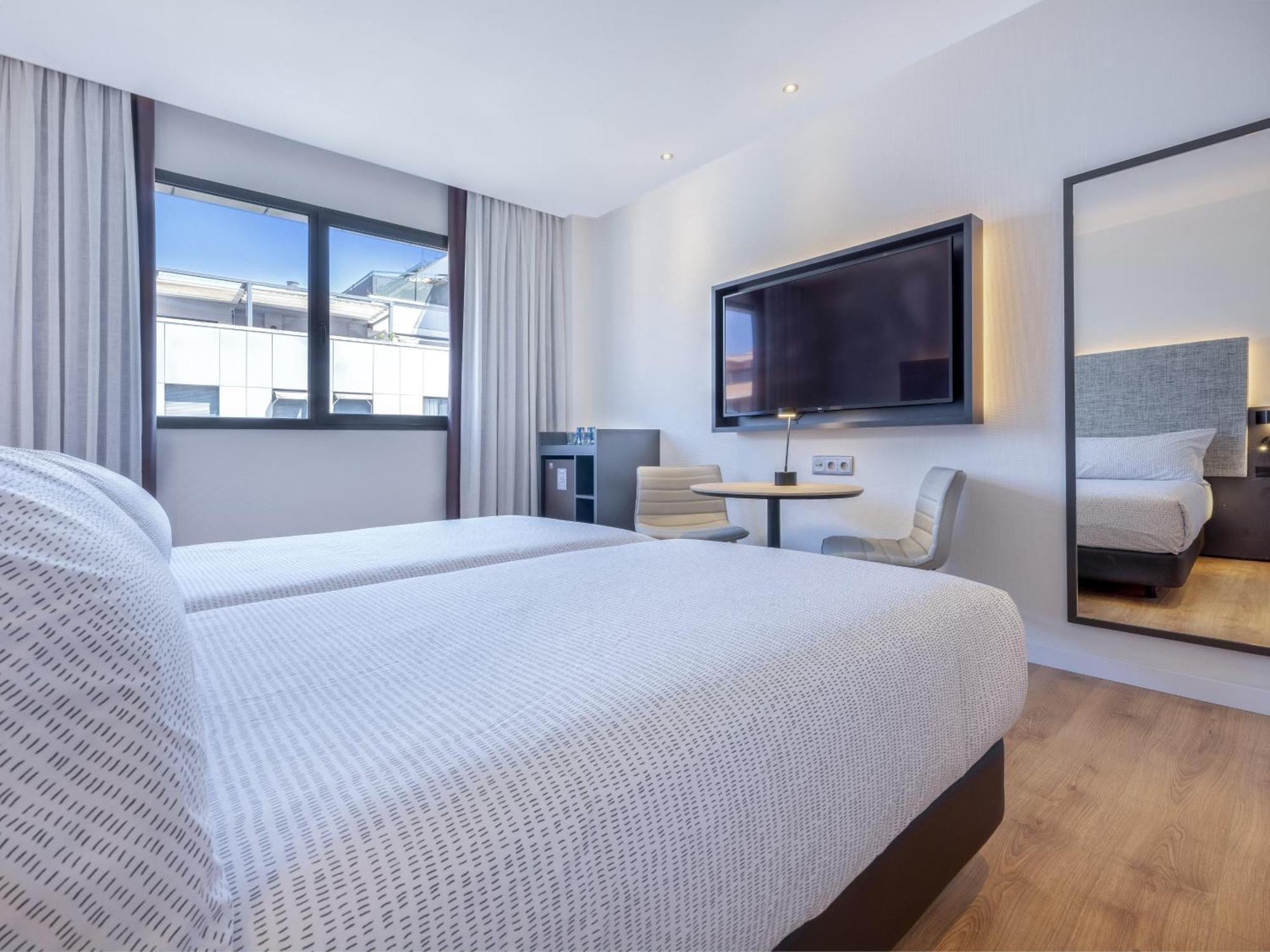 Hotel Oceanic Affiliated By Meliá Valencia