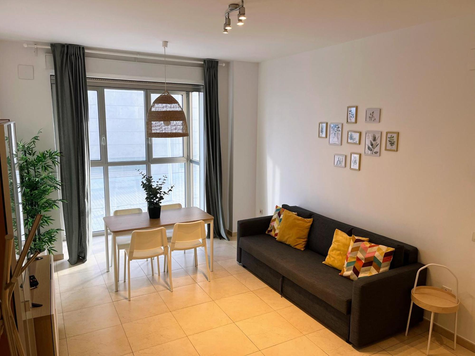 Beachfront Living Valencia Patacona Apartment