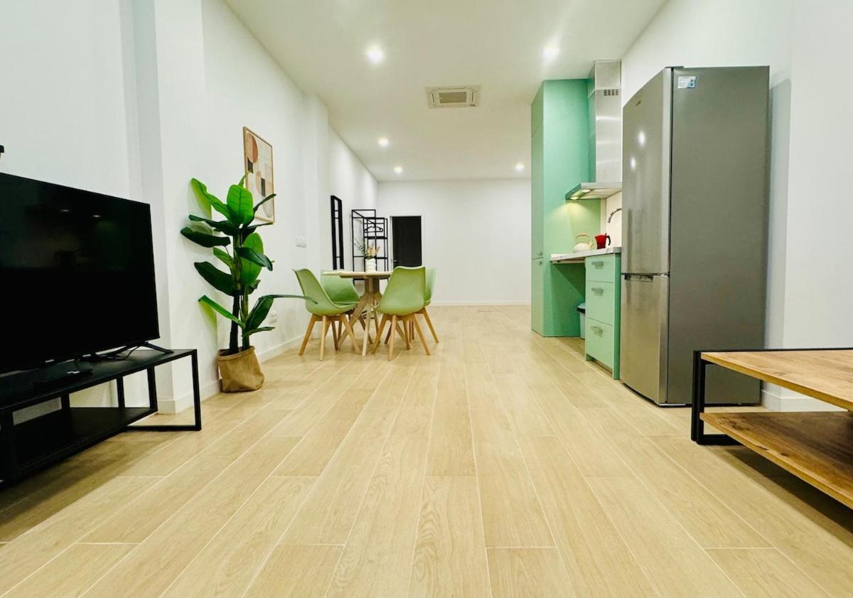 Apartment Flat A - Wide & Cool Flat Next To Historic Center Valencia