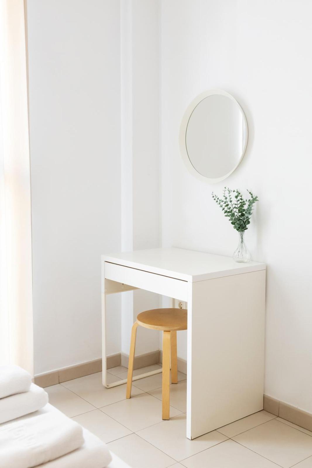 Apartment Hideout 26 *