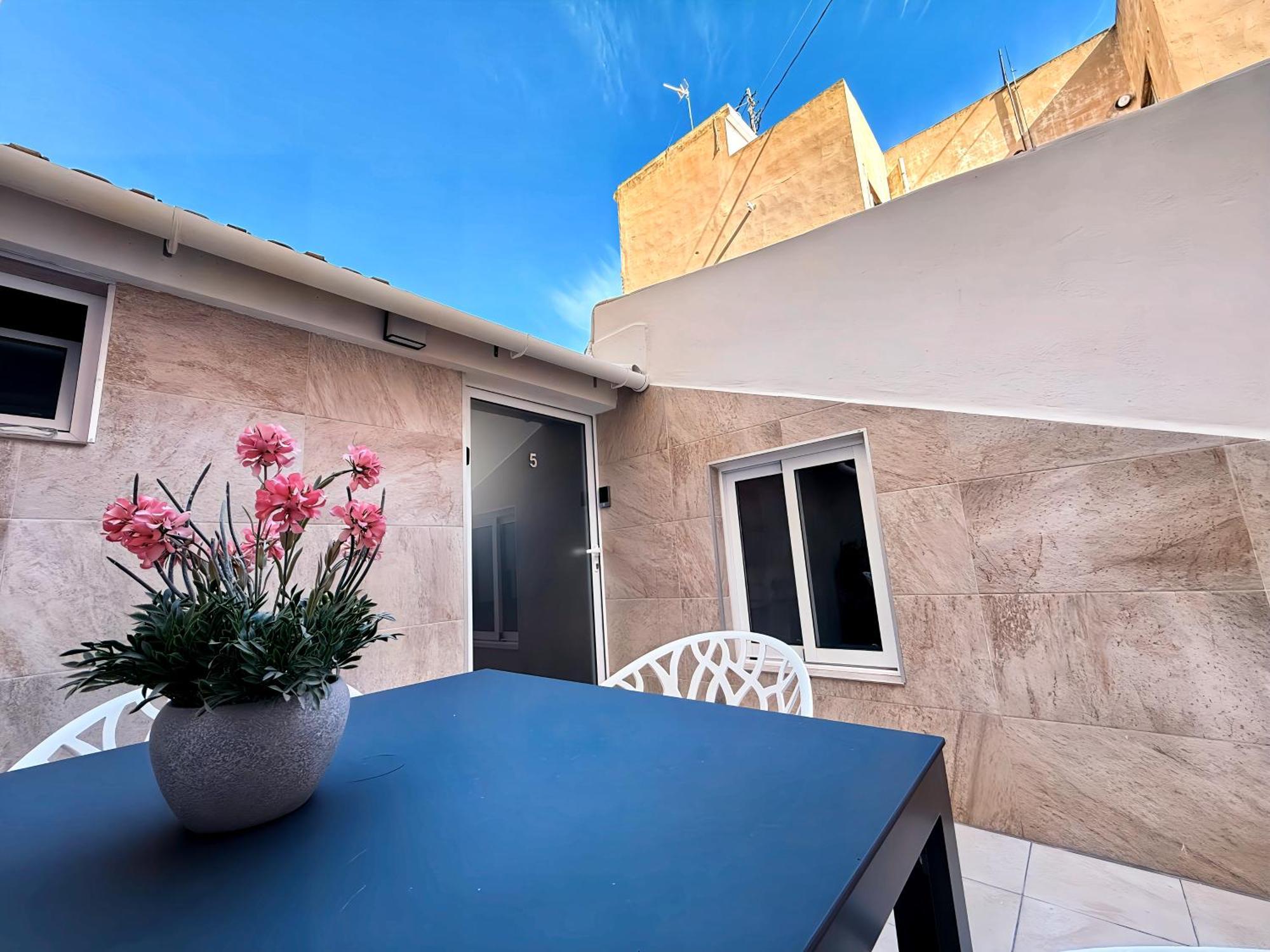 Apartment Loft Independiente Con Piscina Compartida En Centro De