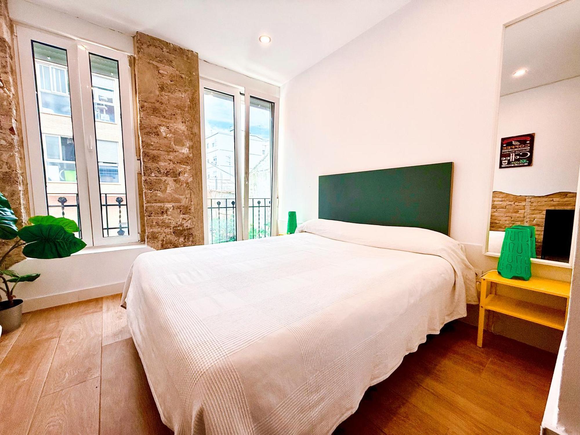 Loft Independiente Con Piscina Compartida En Centro De Apartment