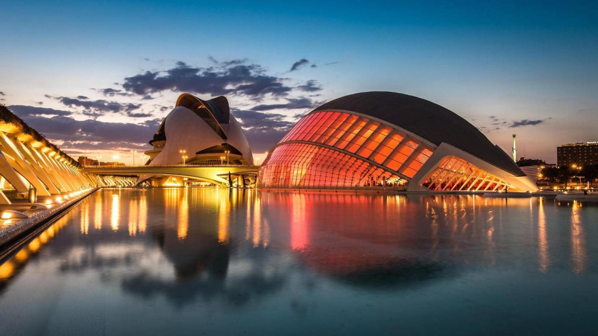 Romantic Roig Arena N1 By Virkin Valencia
