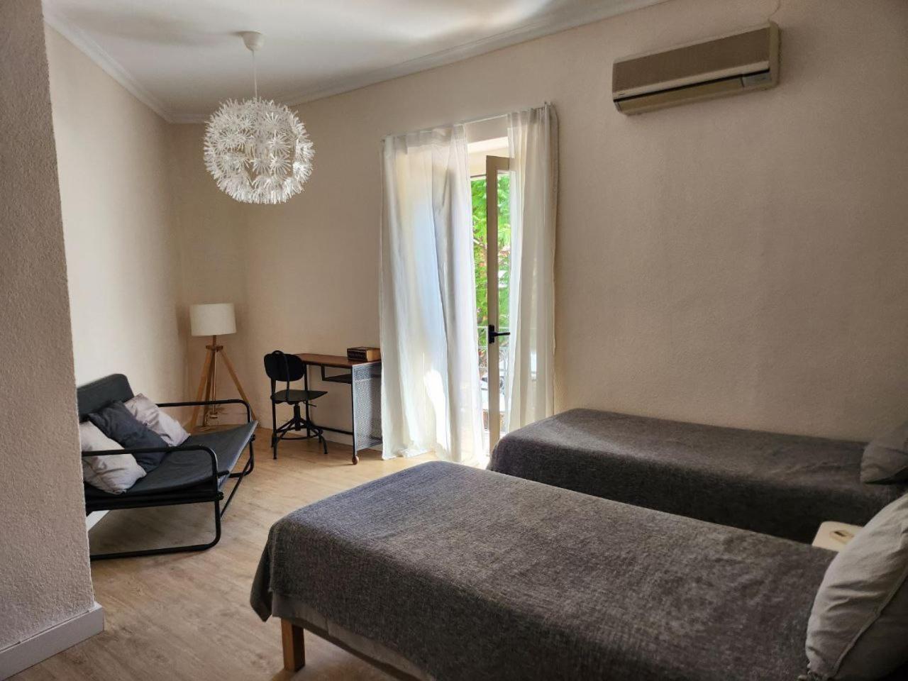 With Terrace In The Center Russafa, Wifi Apartment *