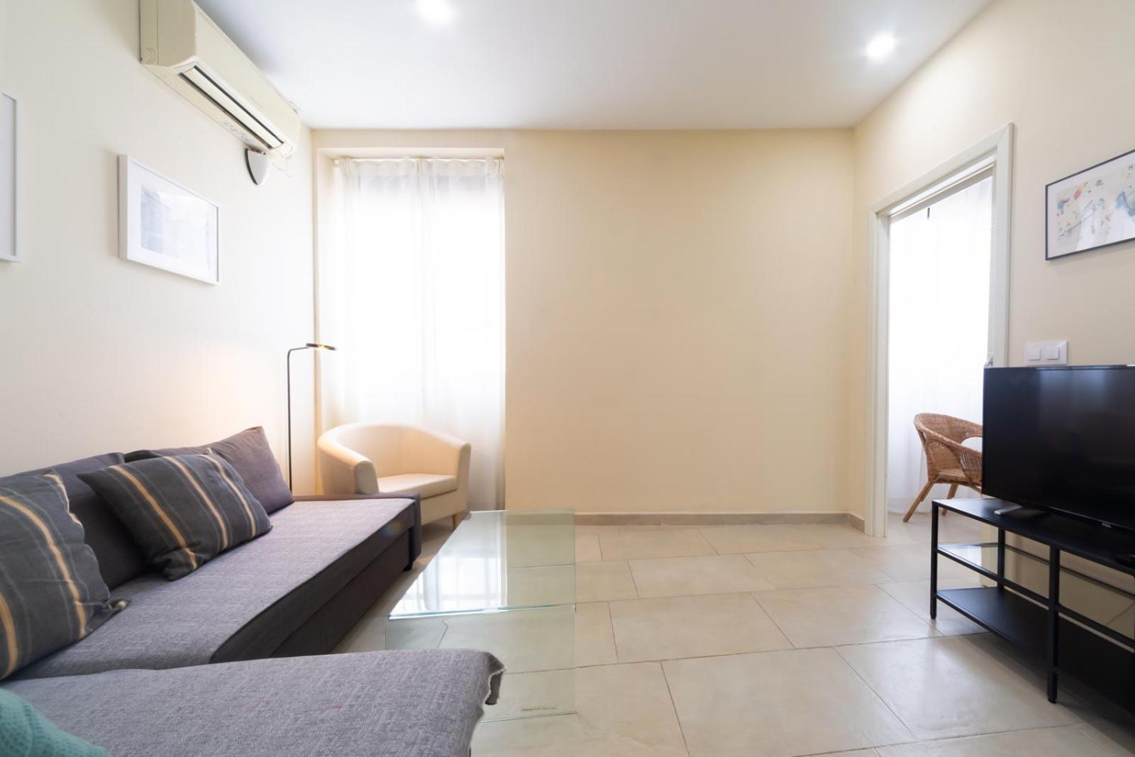 Apartment Nest Silence *
