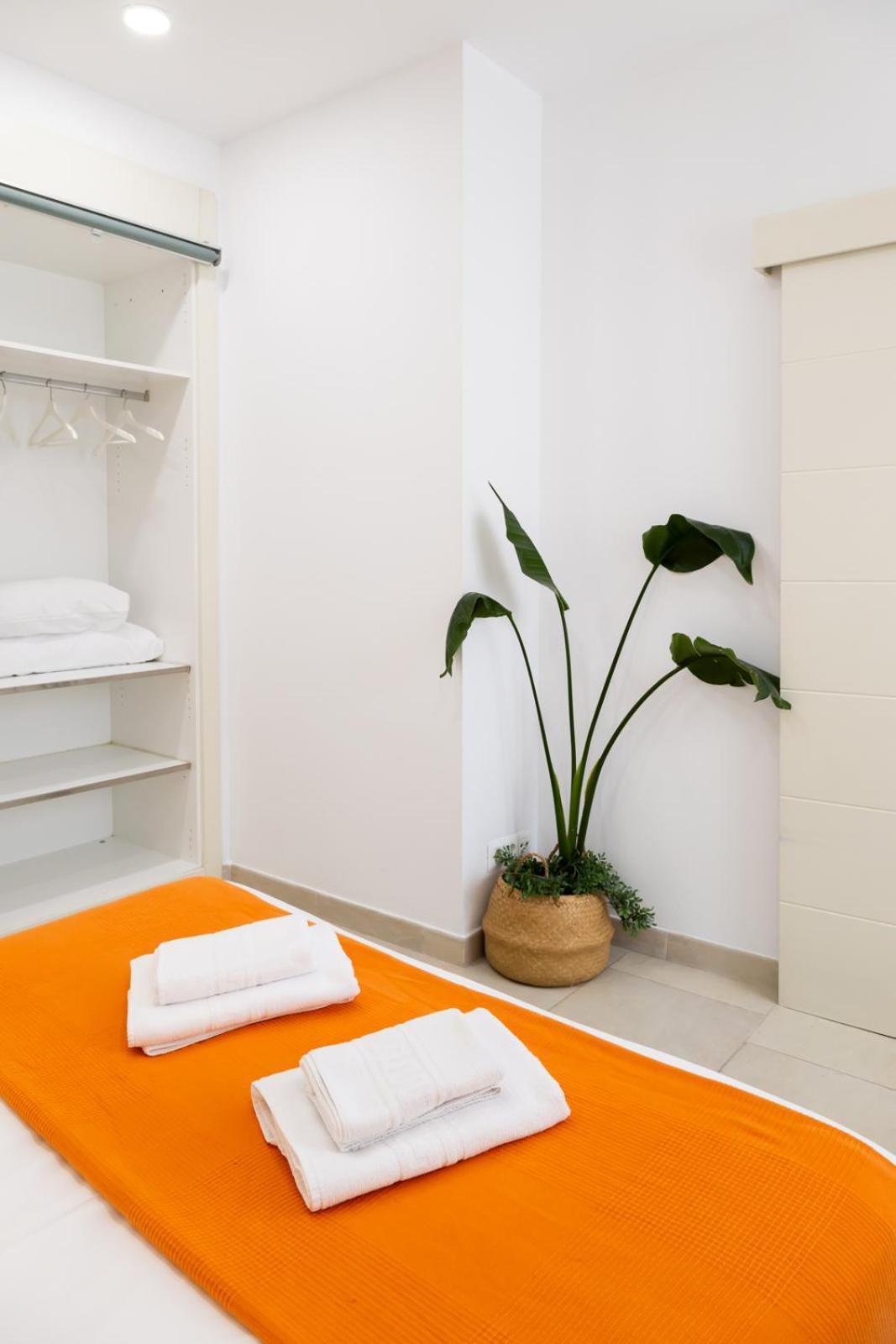 Nest Silence * Valencia