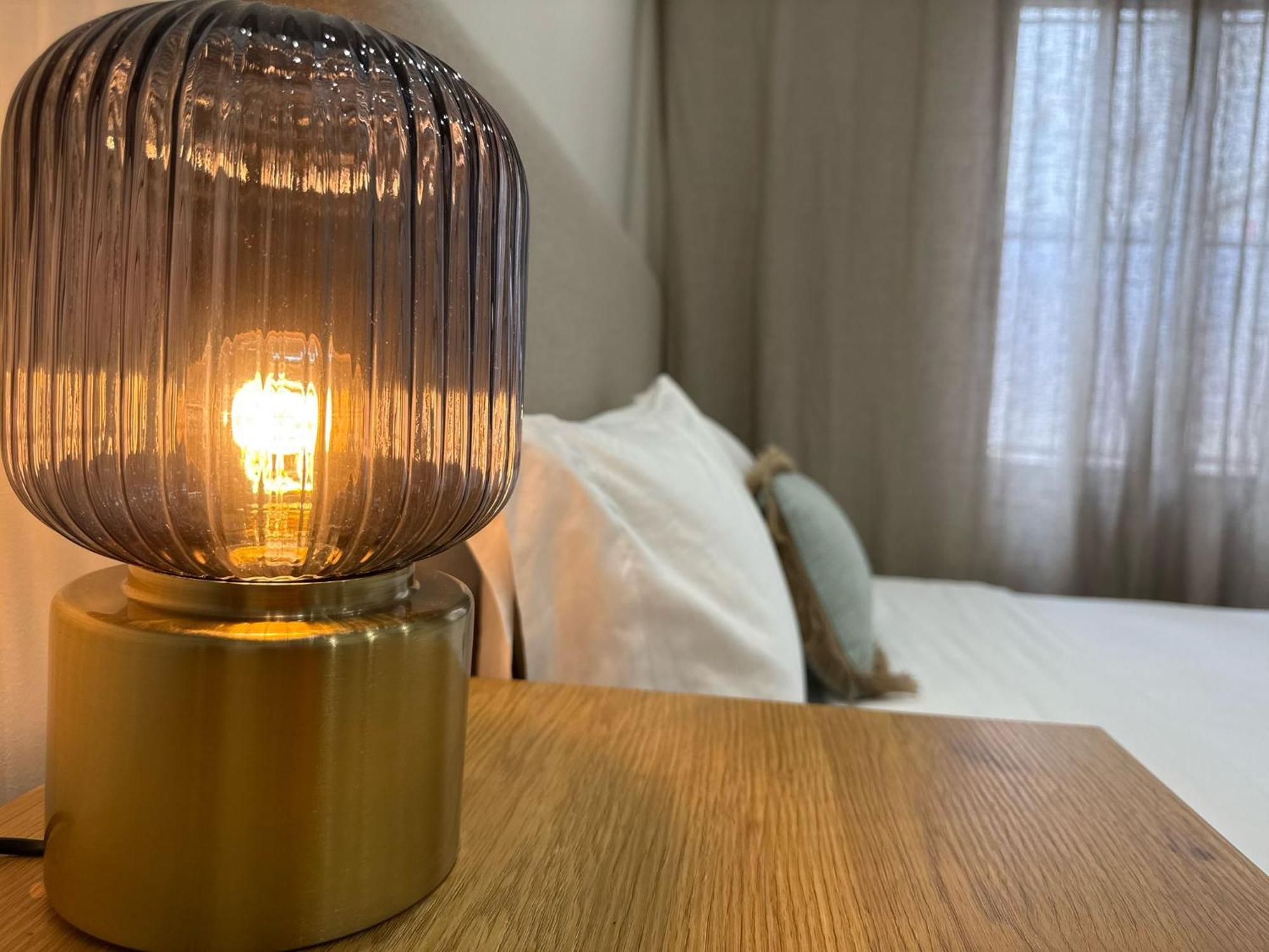 Valencia, Netflix, 4 Mins Walk To The Homestay *