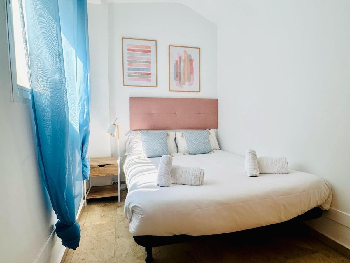 Apartment Abat 3 Cool & Wide Duplex Next To The Cathedral