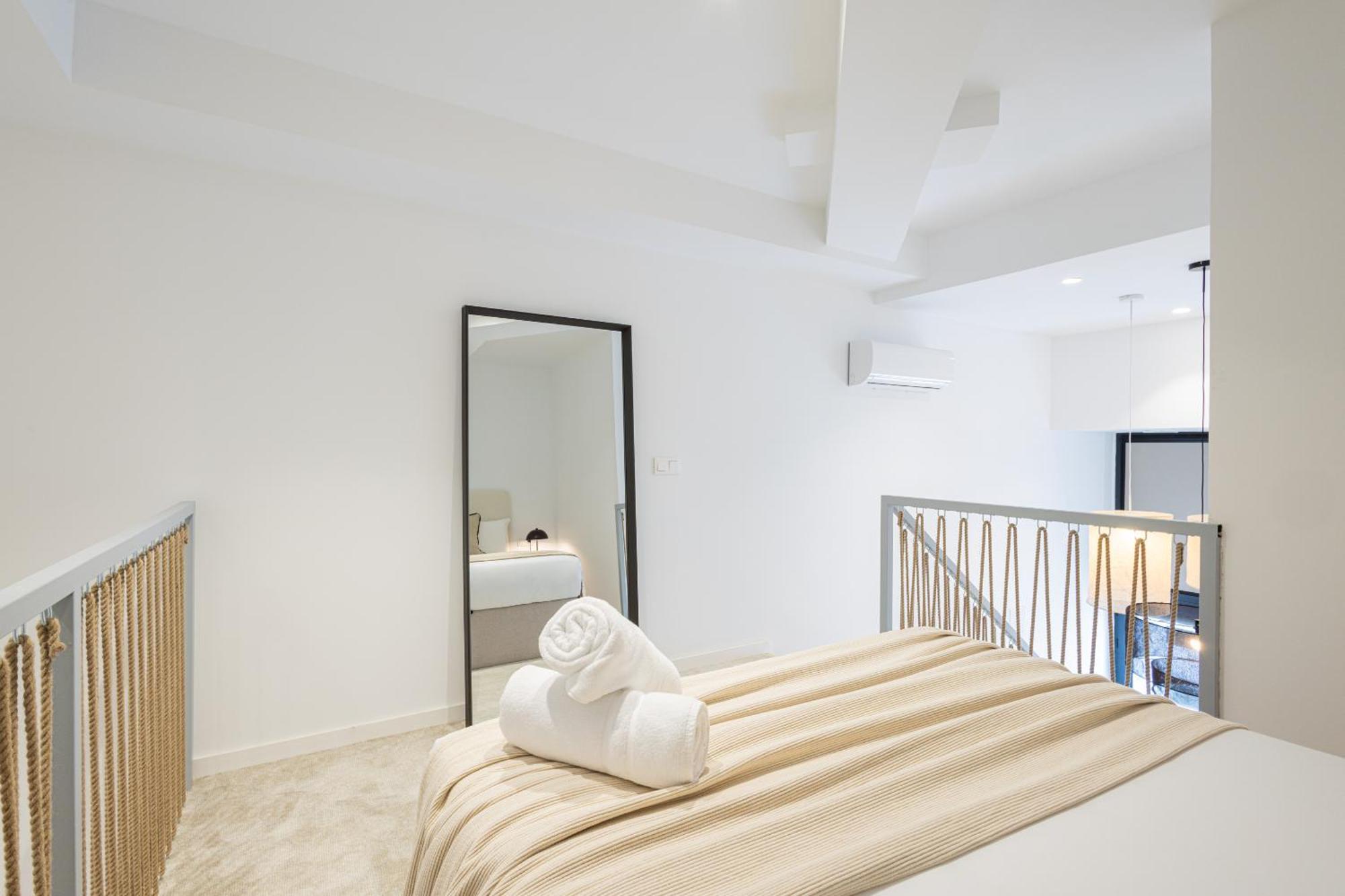 Florit Flats - The Malilla Apartment